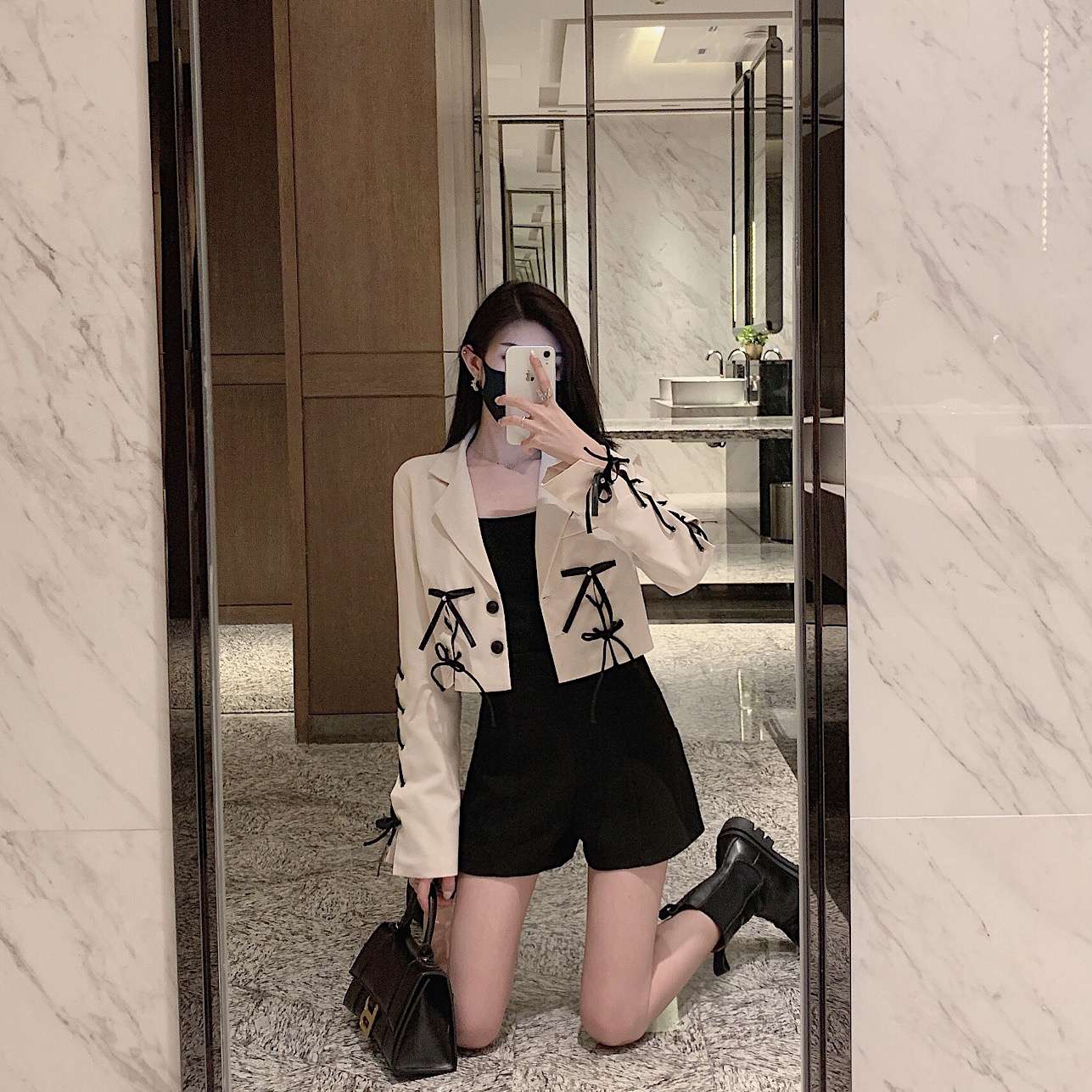 A trendy summer women's thin Korean-style design bow short jacket with a casual and stylish suit jacket Specification image