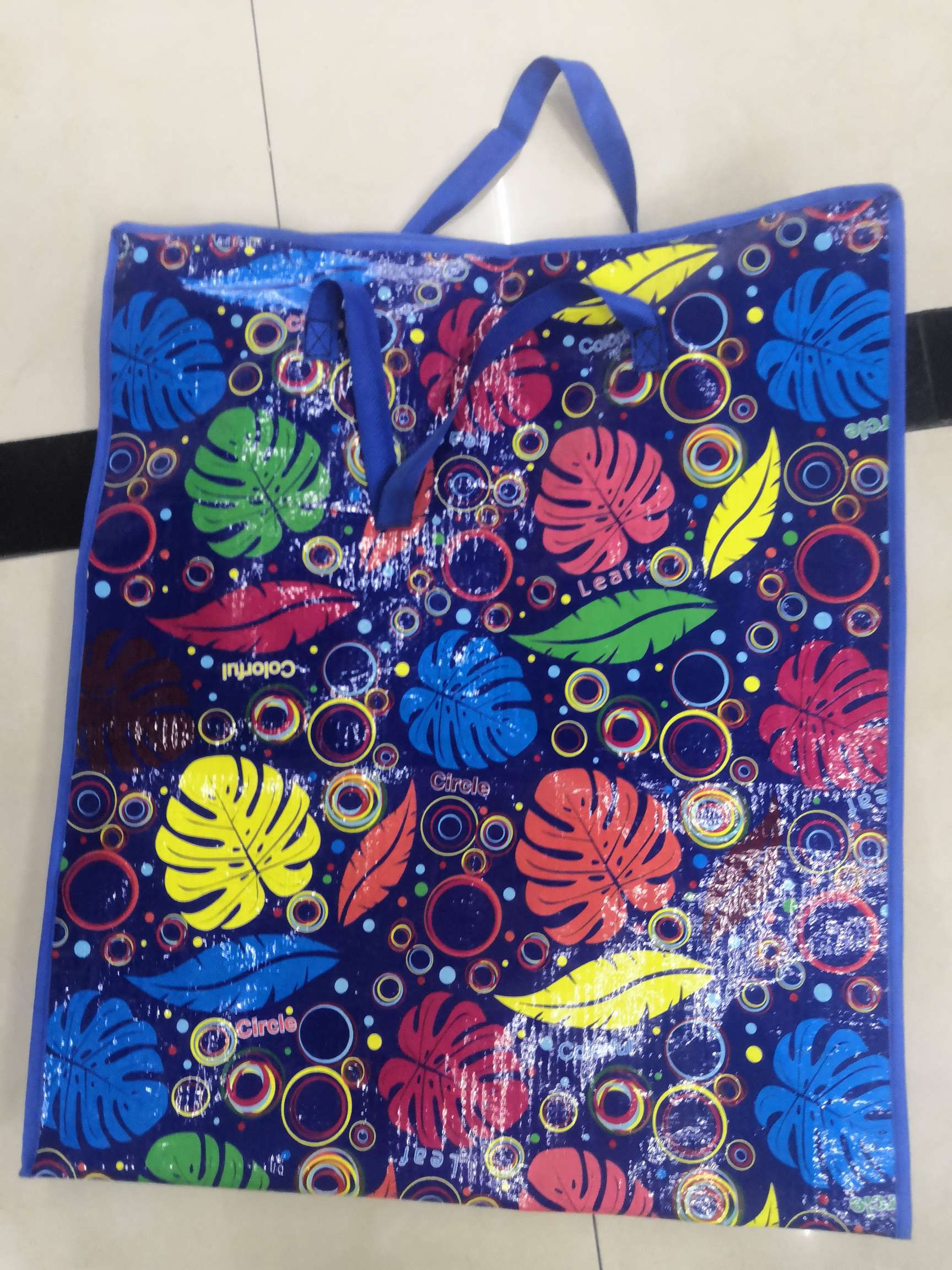 Blue tropical leaf woven bags