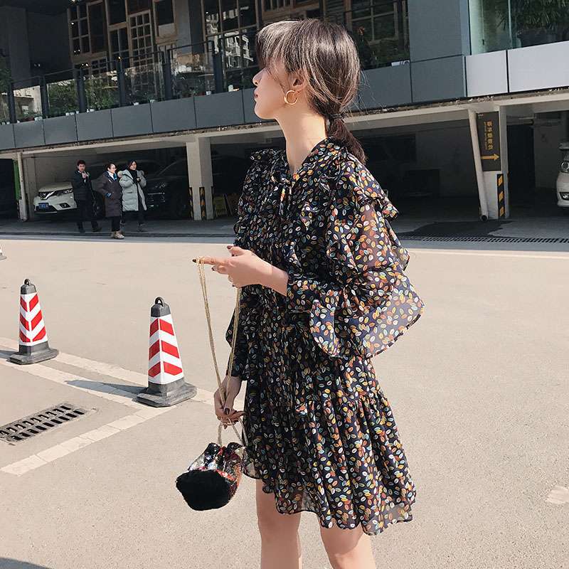French niche, super fairy-like, forest-style style, slimming design, short floral print dress for petite children in autumn