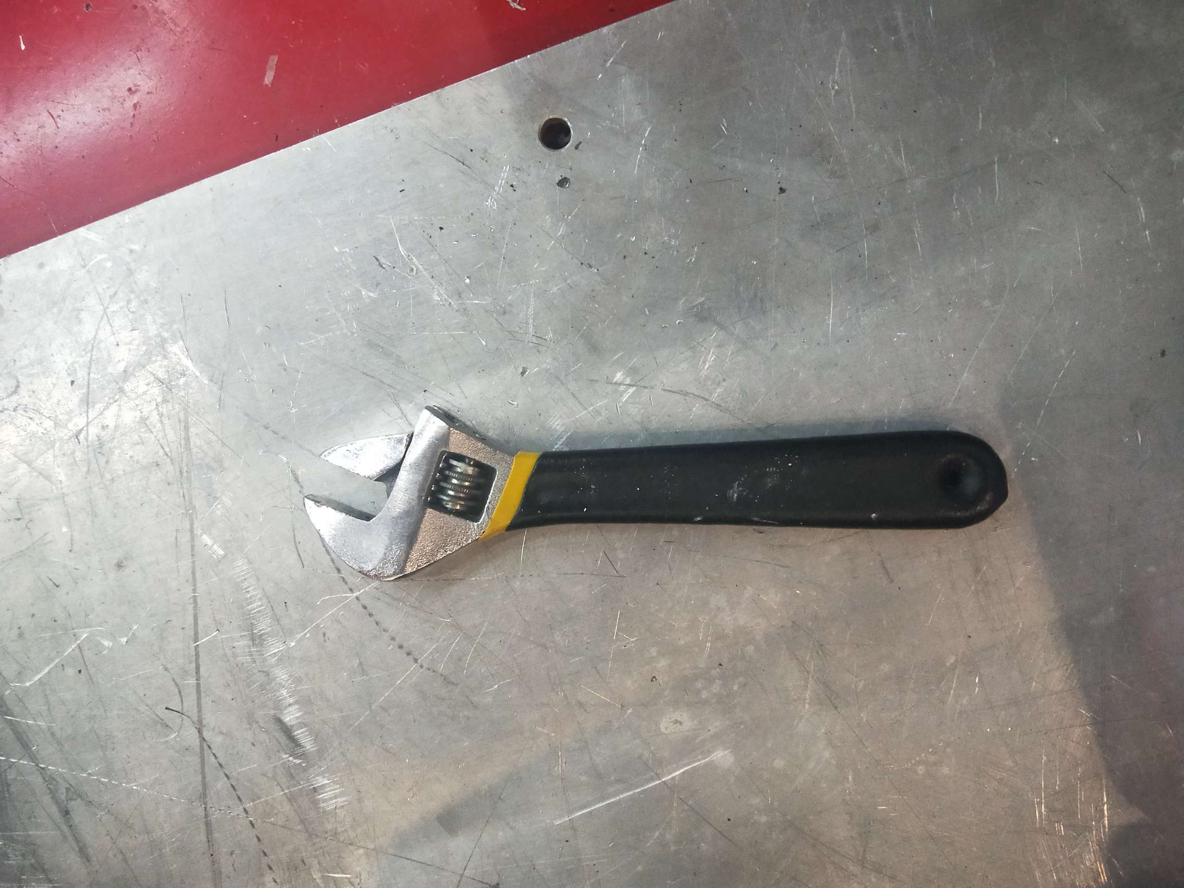 Adjustable wrench