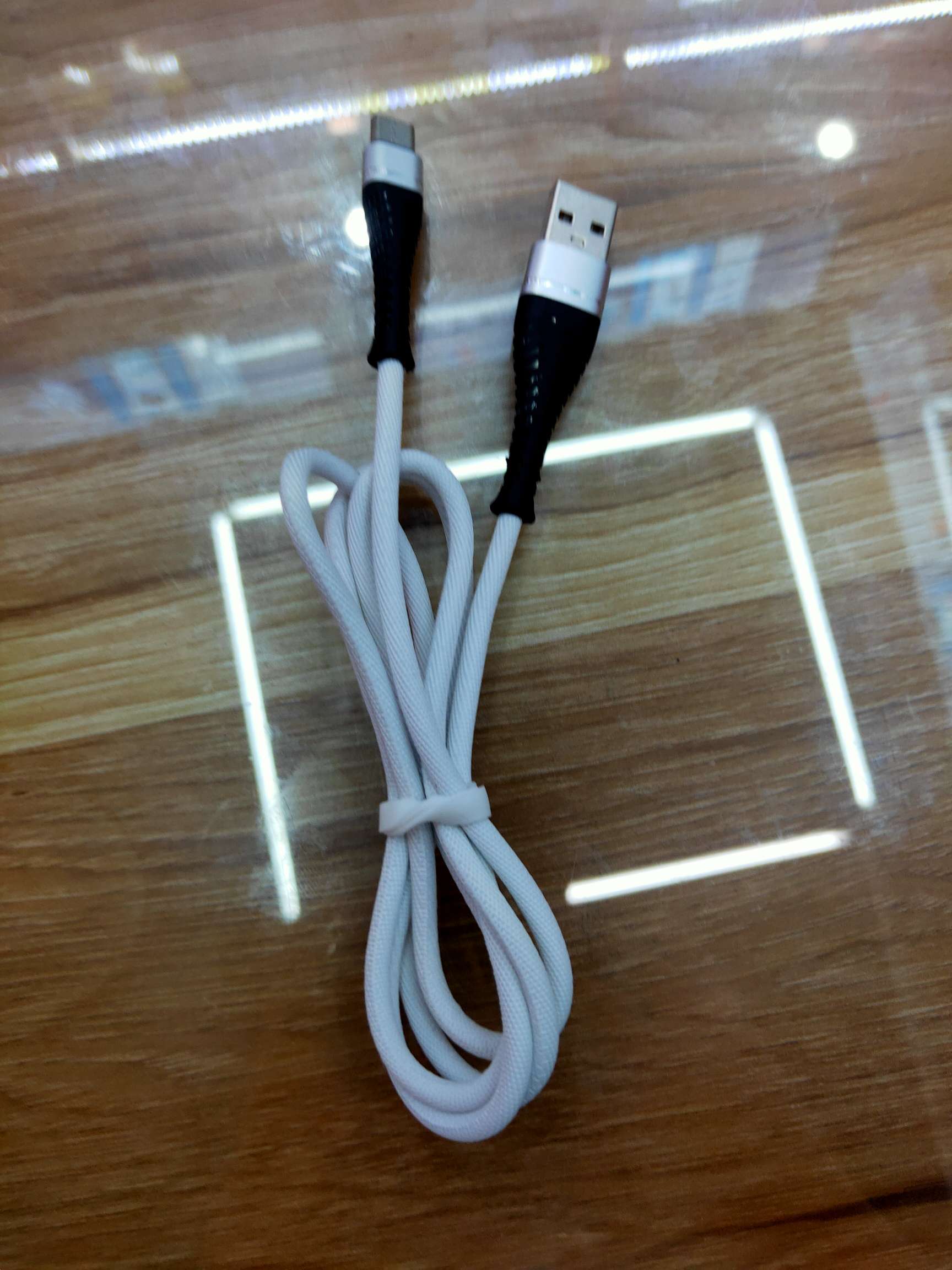 White wire and black end data cable