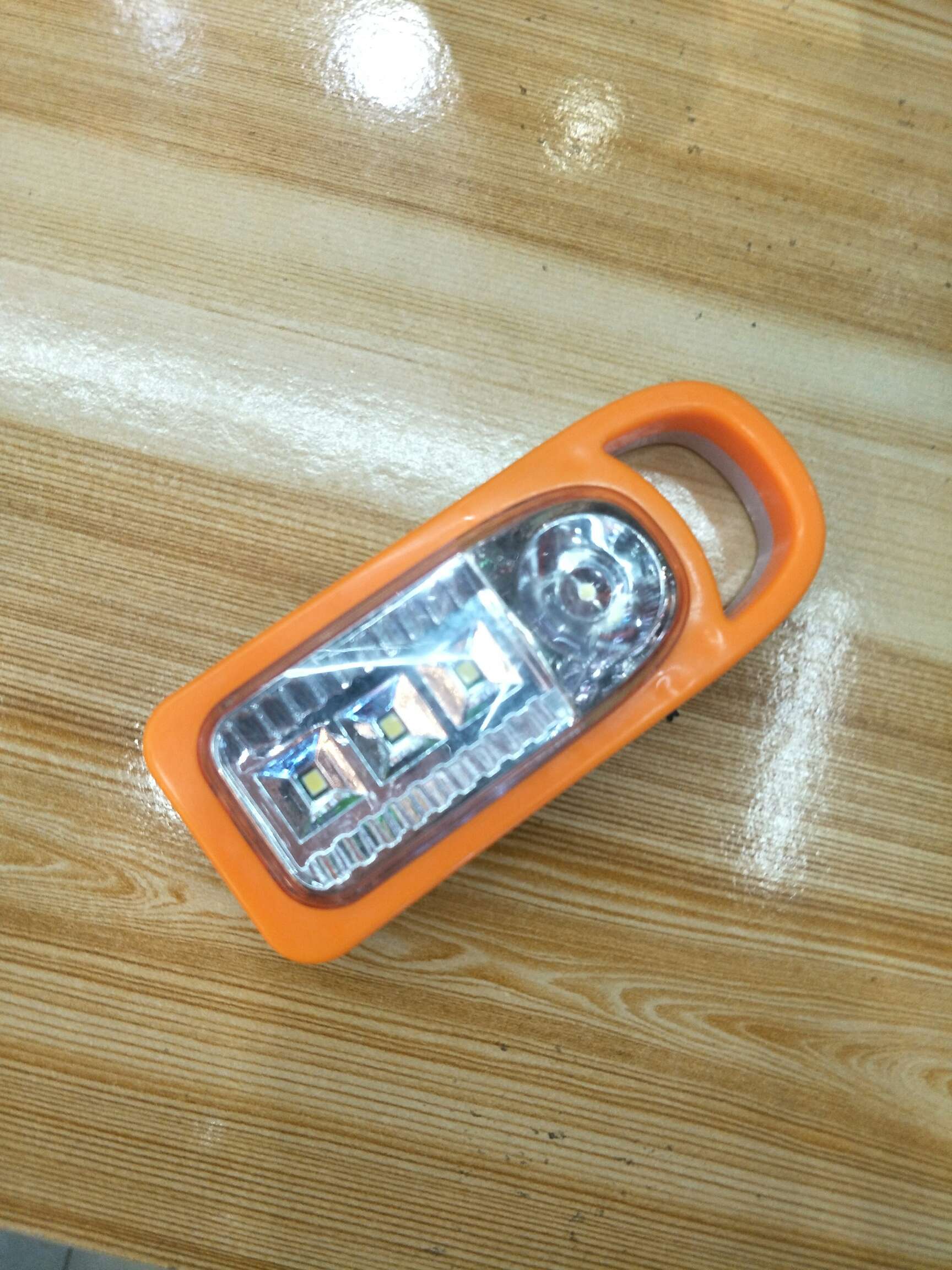 Emergency light 5667 thumbnail