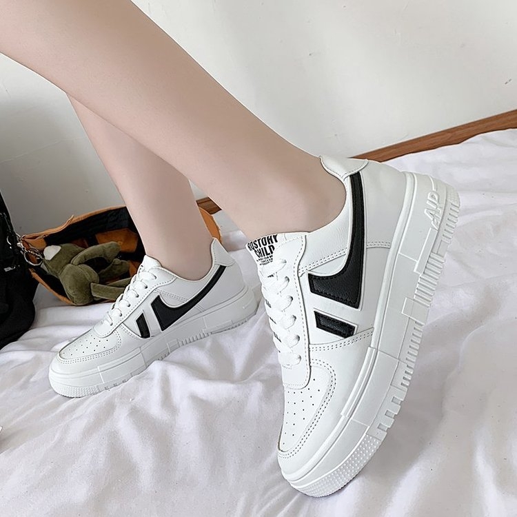 Little White Shoes Women's 2020 Autumn New sports women's shoes breathable flat board shoes, versatile and casual single shoes for students Item Picture