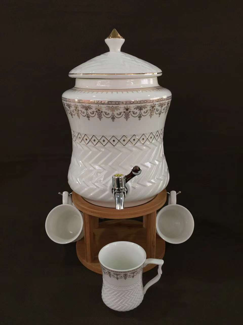 陶瓷水罐，可以酿酒