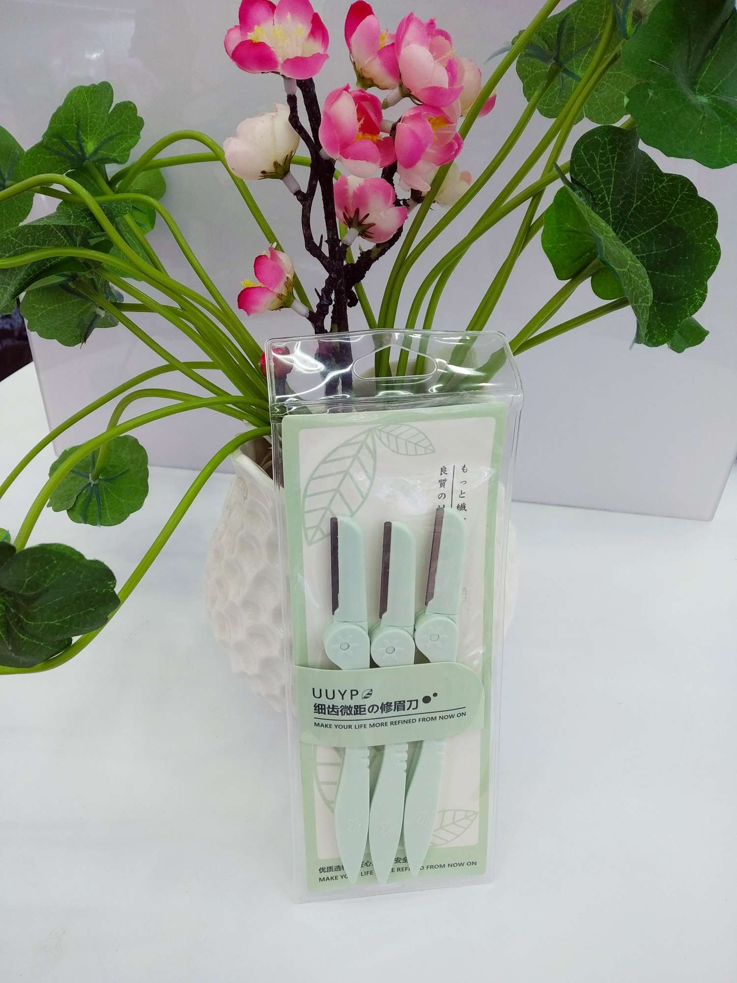 072 brown fine teeth macro eyebrow knife, three eyebrow knife 26400