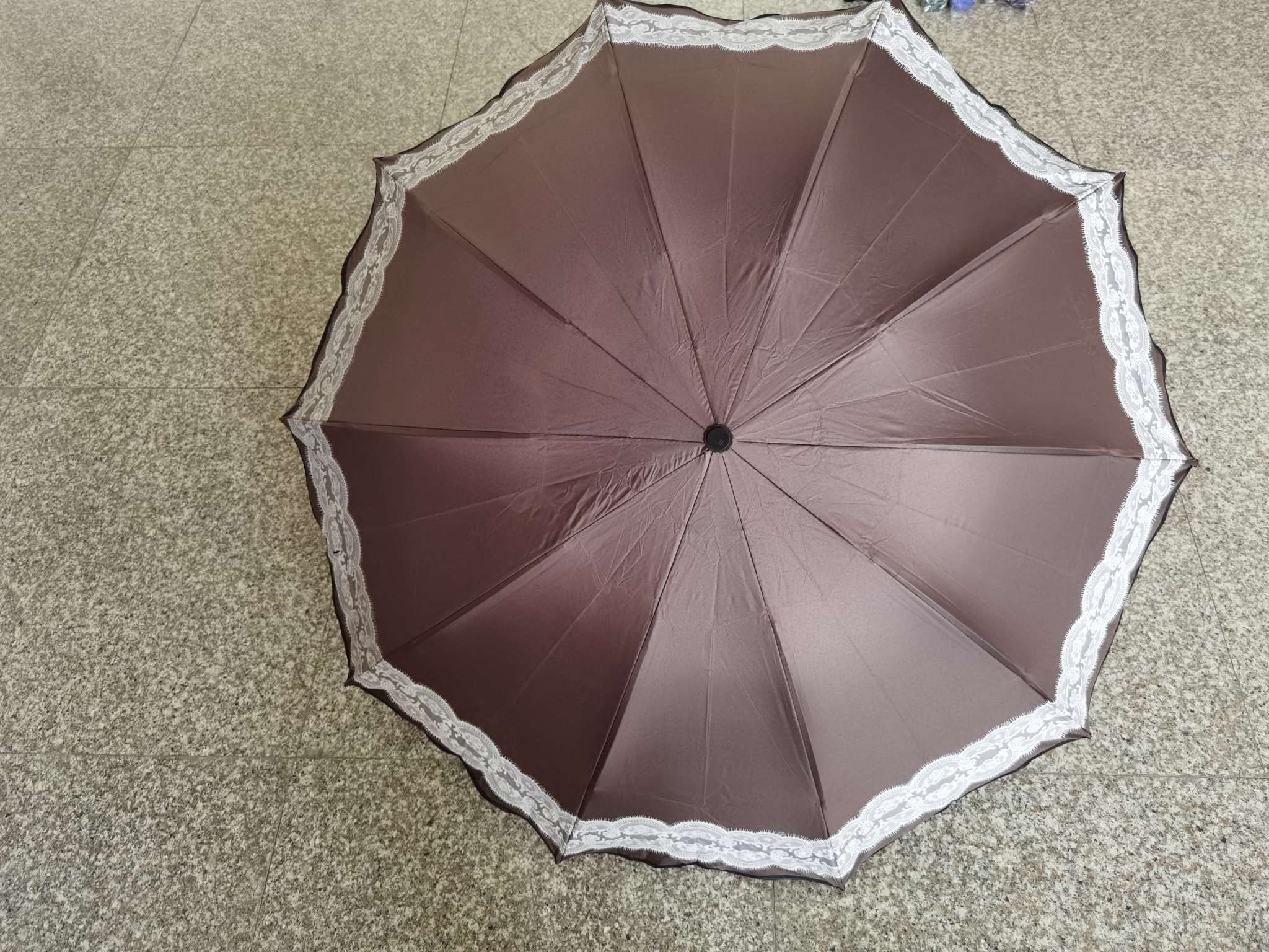 70#10K black vinyl lace patterned ruffled new fashionable ladies' gift sun umbrella, all-weather and all-weather sun umbrella details Picture