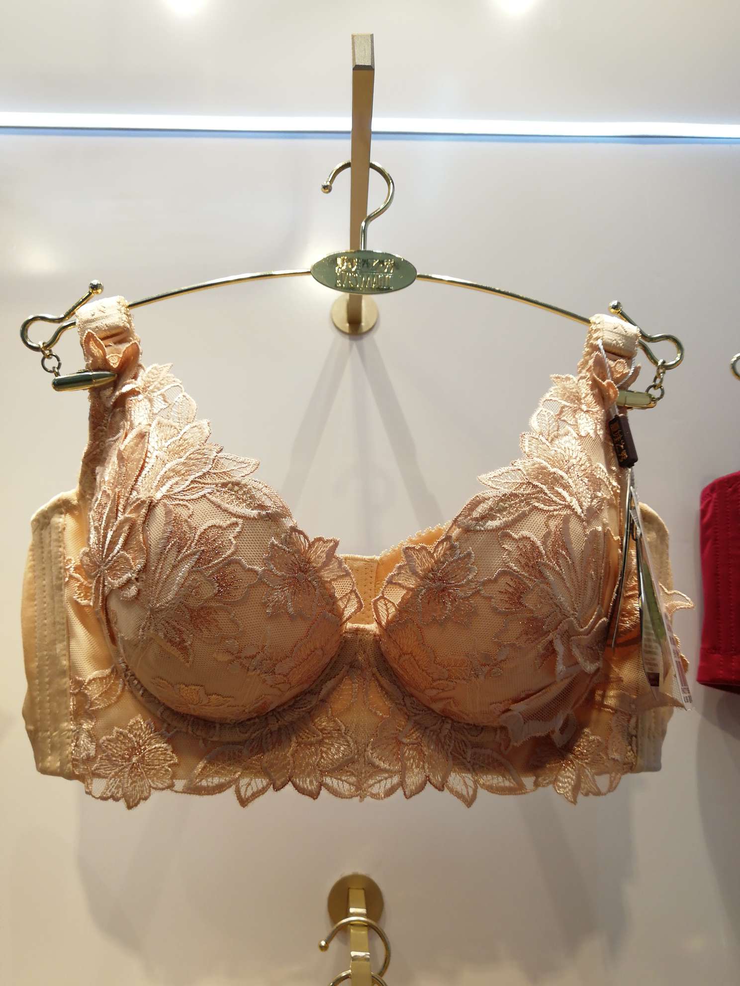 The Show of Eve describe pic - 3