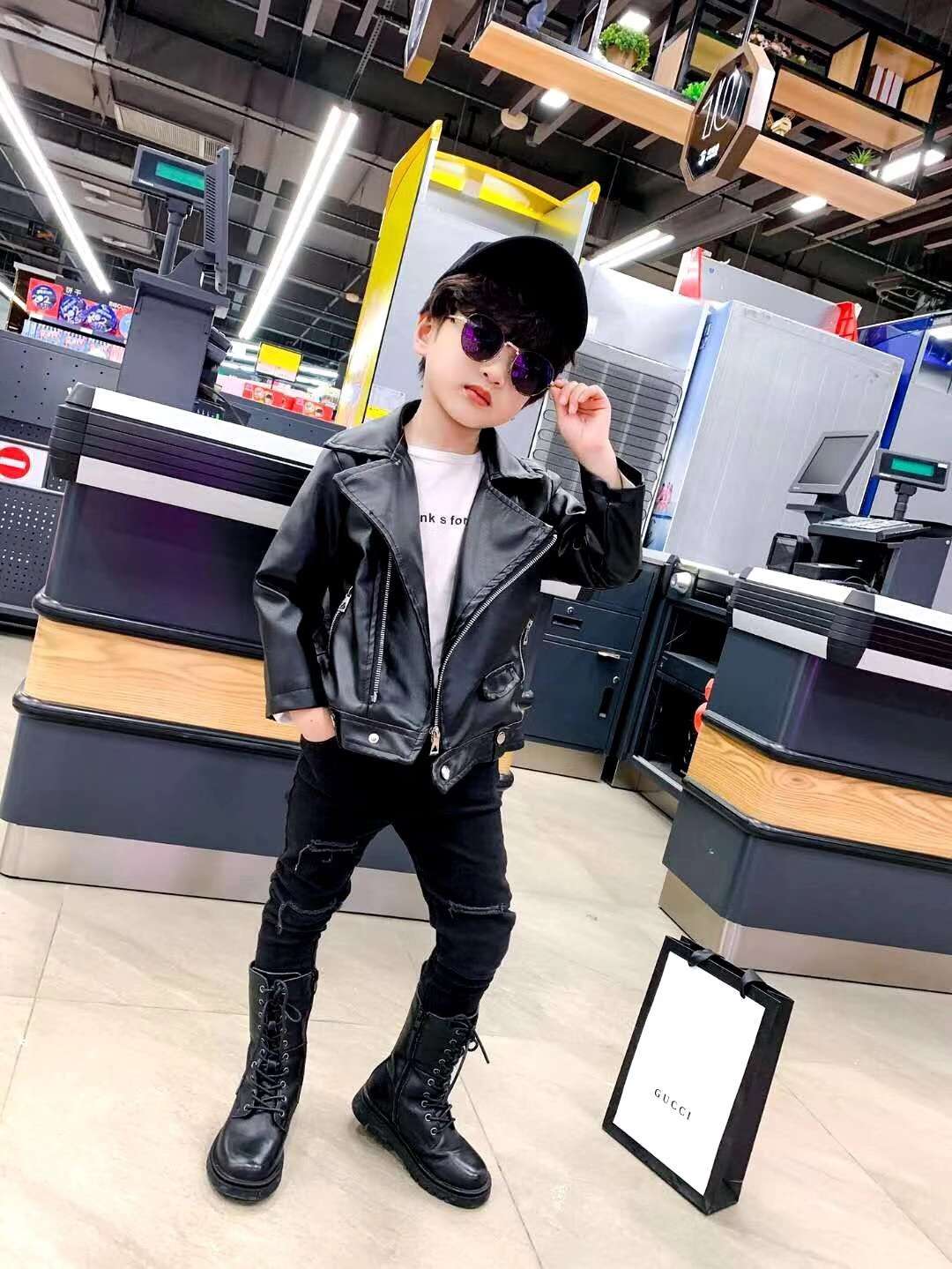 男女皮衣外套细节图