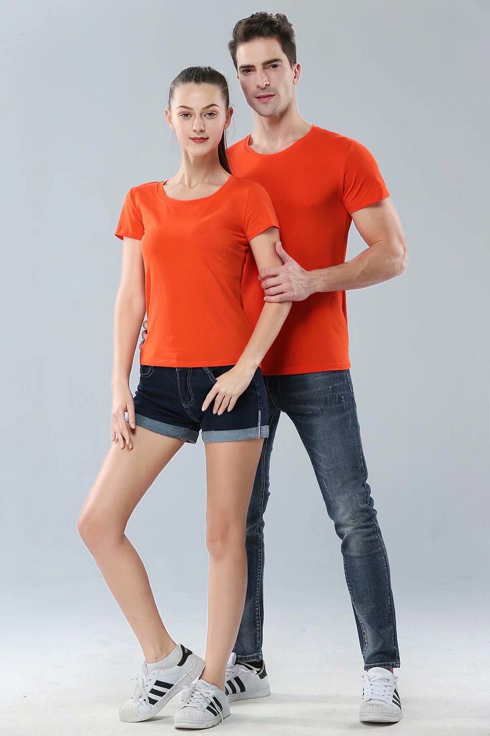 厂家批发空白圆领短袖T恤广告衫定制logo班服文化衫定做220G纯棉 https://m.白底实物图