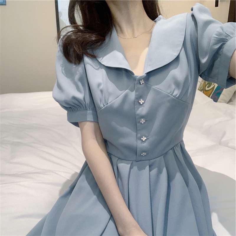 The Smart Smoked French bellflower Haze Blue dress for women's summer 2020 is a super fairy-like and forest-themed dress with a doll collar that makes you look slimmer