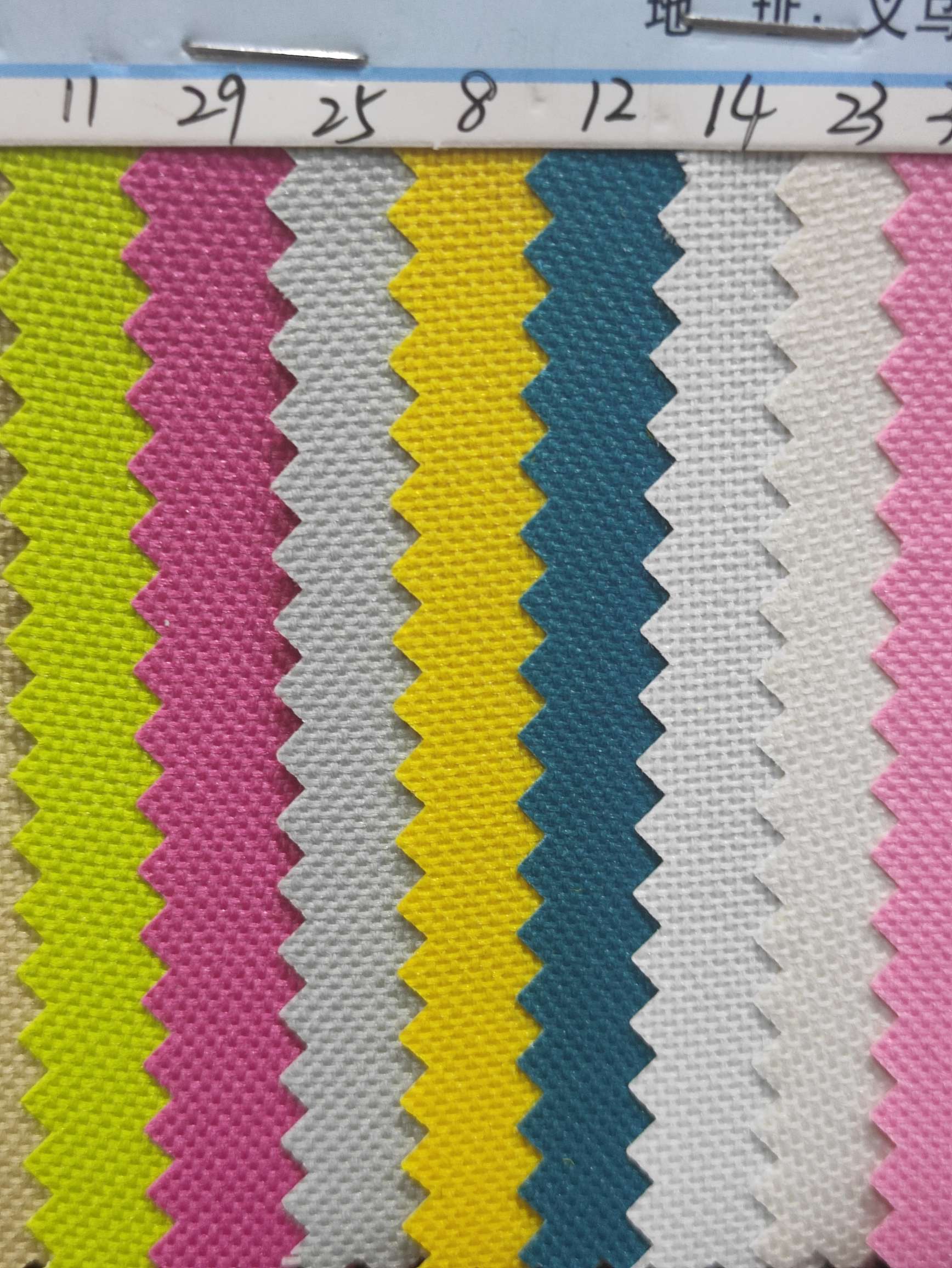 600DPVC plain weave 3 large stock of high, medium and low grade leather fabric, factory direct sales, best-selling new style