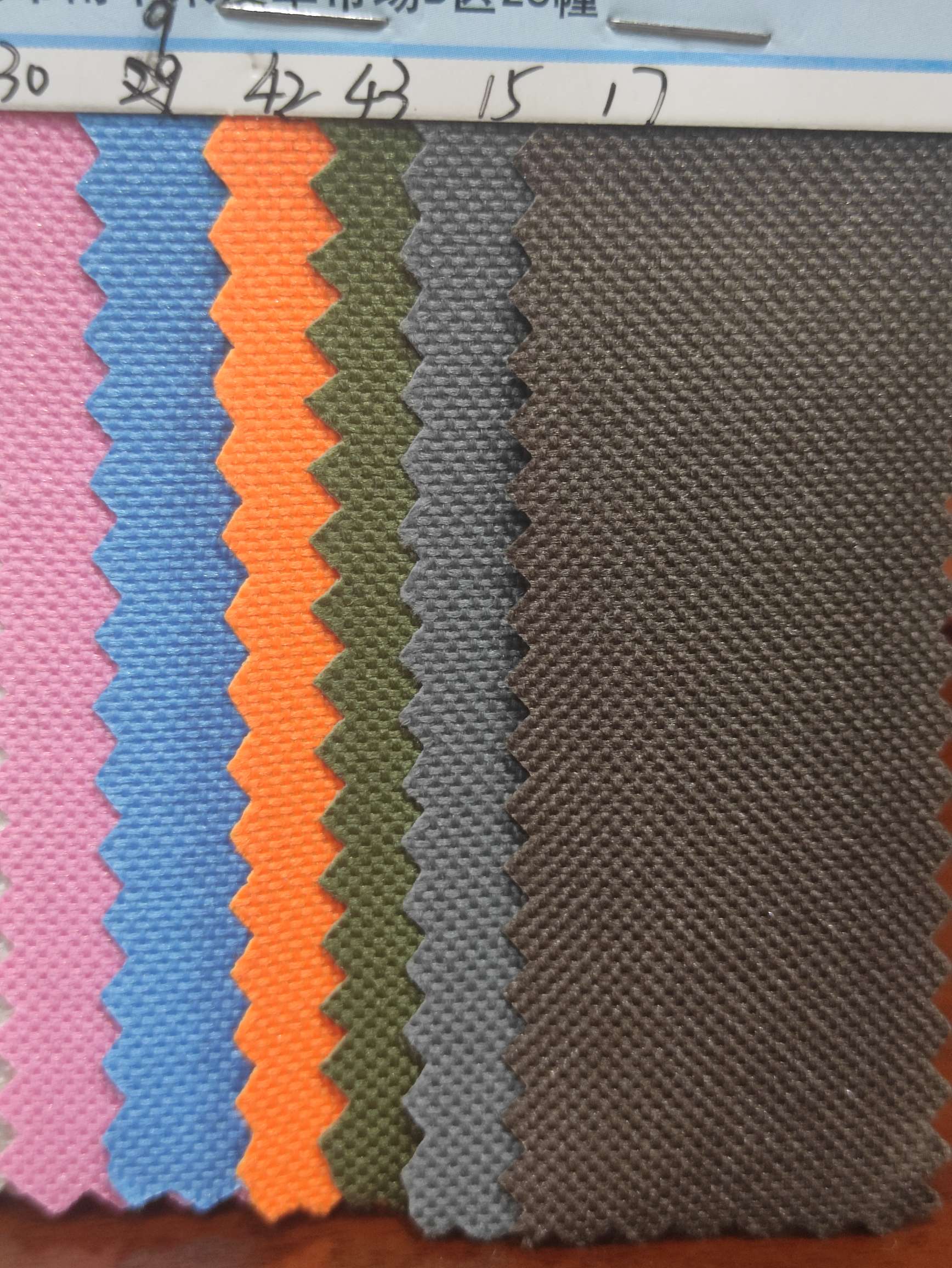 600DPVC plain weave leather fabric in large stock, high, medium and low grade, factory direct sales, best-selling new styles undefined