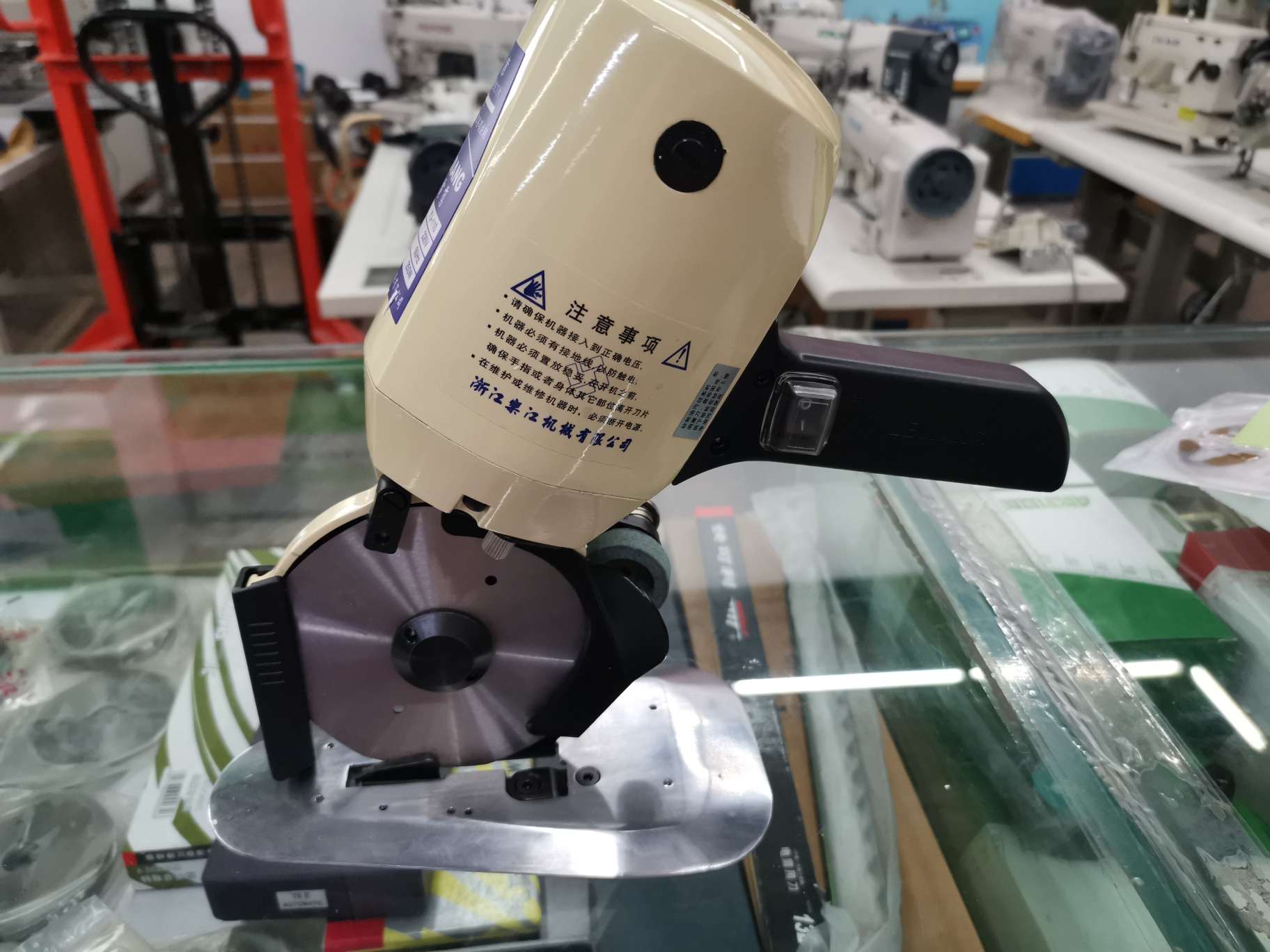 升华/裁剪机/乐江细节图
