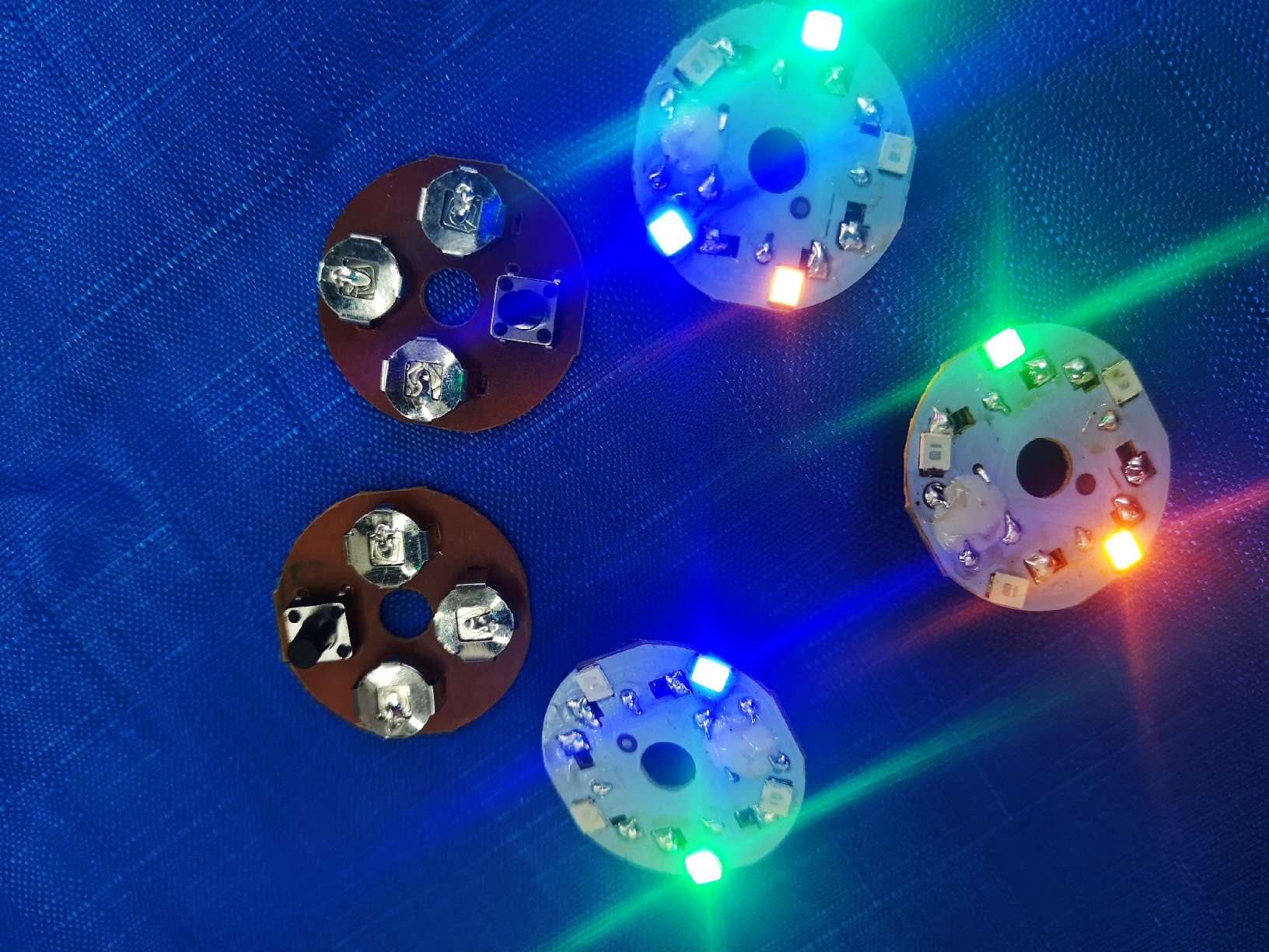 发光音乐电子配件，音乐电子灯玩具发光音乐服饰音乐配件15215874509