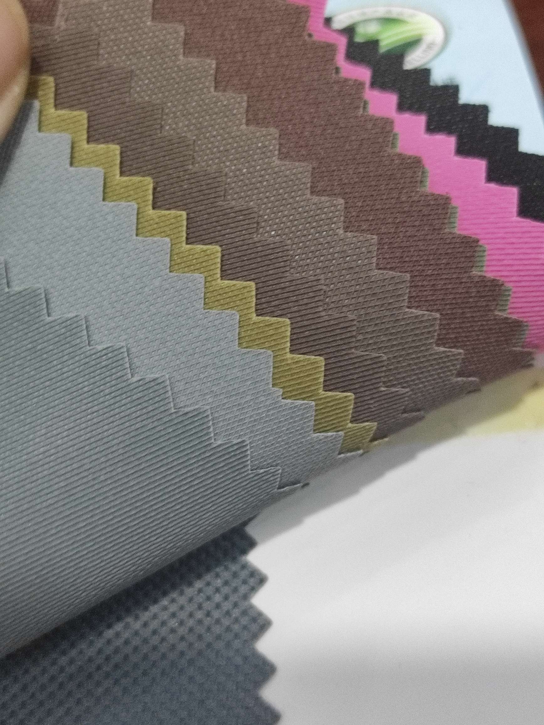 Direct sales of 600D high, medium and low-grade leather fabrics from the manufacturer, best-selling new styles details Picture