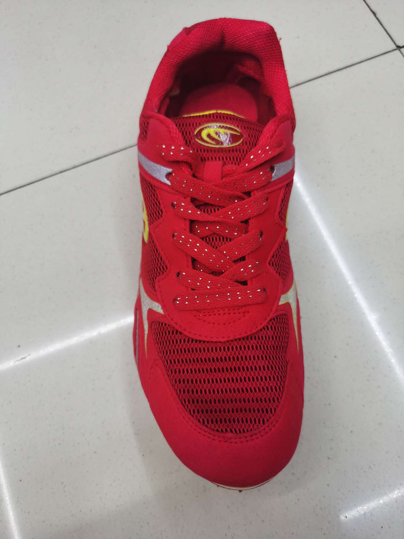 红色203田径鞋跑步鞋