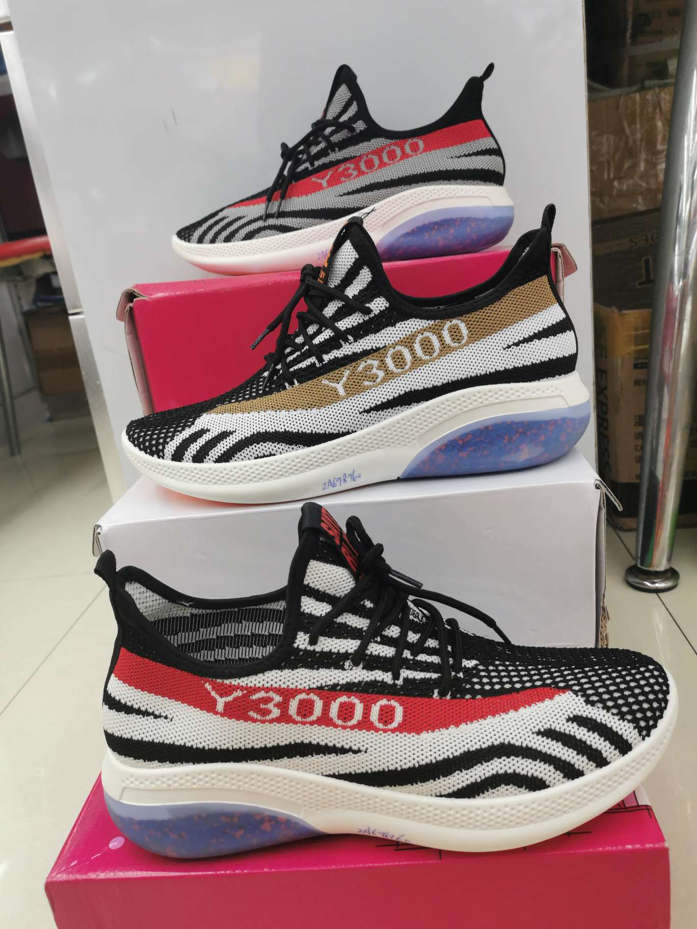 Casual sports men's shoes 2020 Spring New style granular cushioning running shoes undefined
