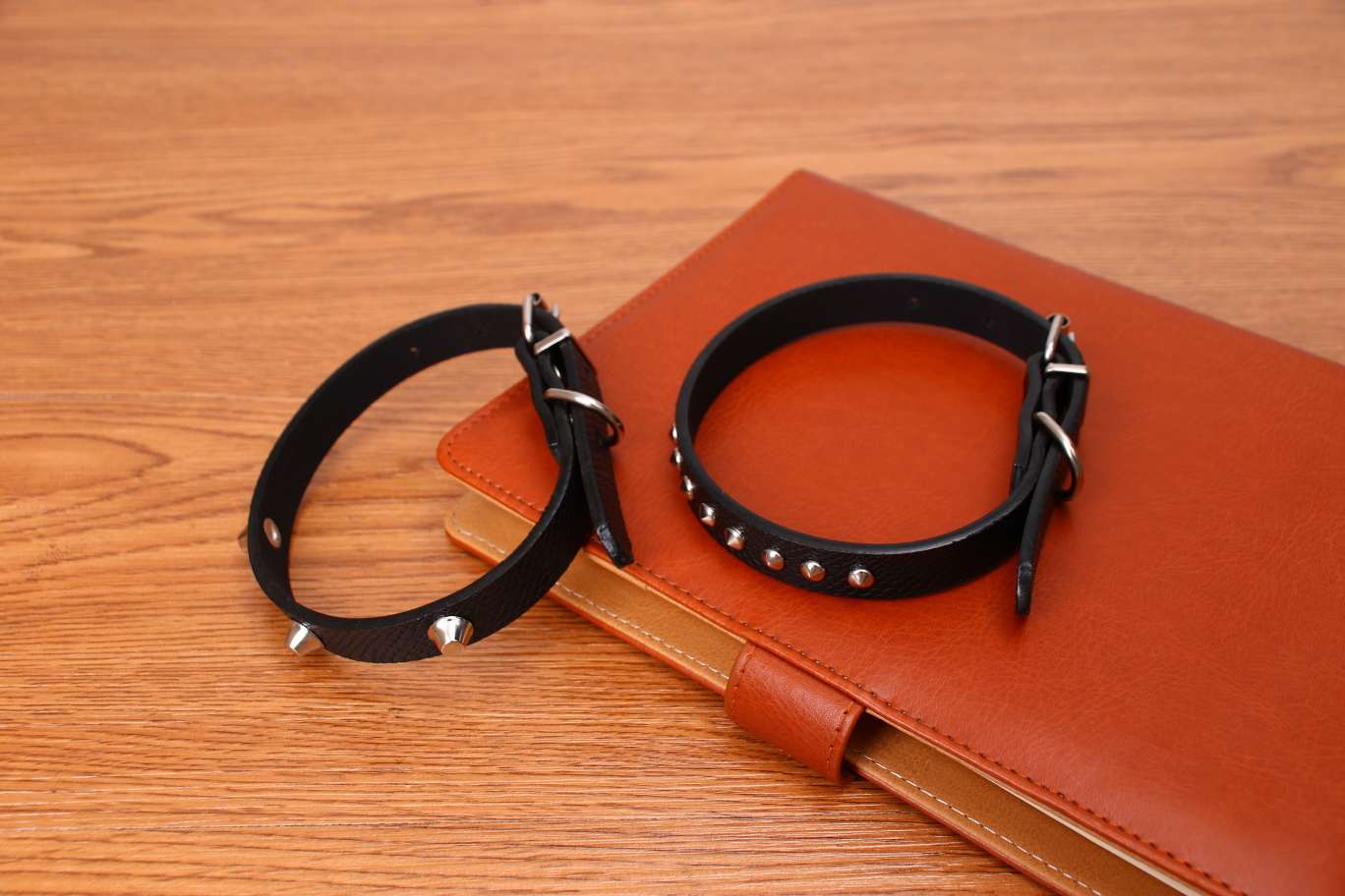 调节狗狗项圈/PU牛筋配件/宠物用品项圈细节图