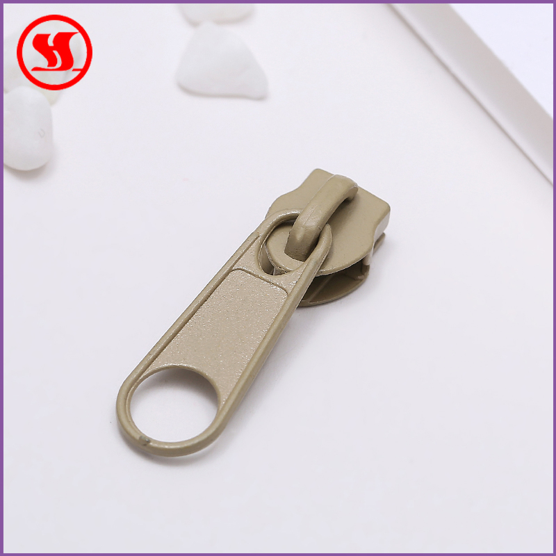 Garment accessories drawhead No. 5 nylon curry color long board head spray paint customized