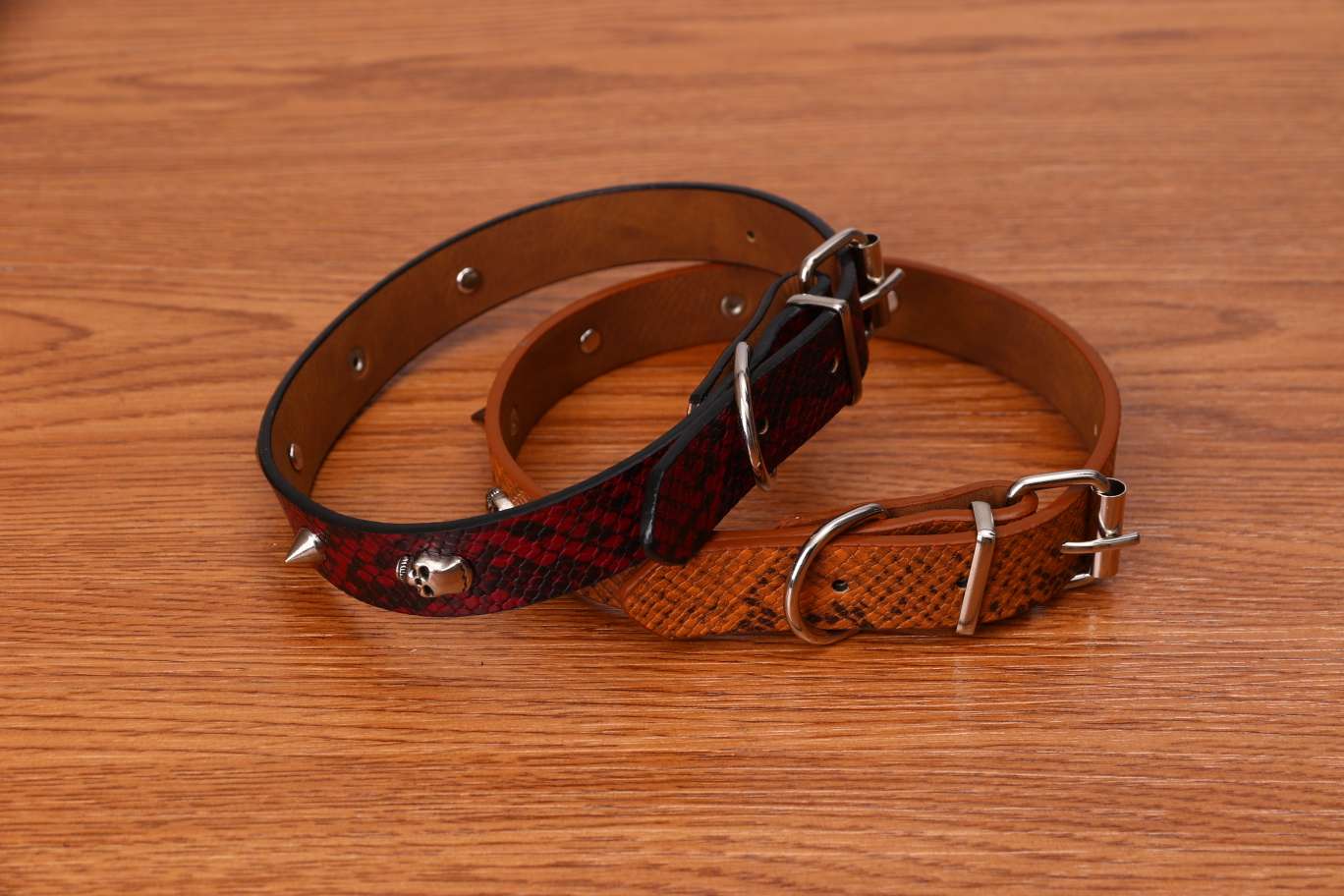 厂家直销PU牛筋配件，蛇皮纹，3水桶钉多色可调节狗狗项圈，颜色艳丽有，黄色，蓝色，黑色，灰色等等详情图9