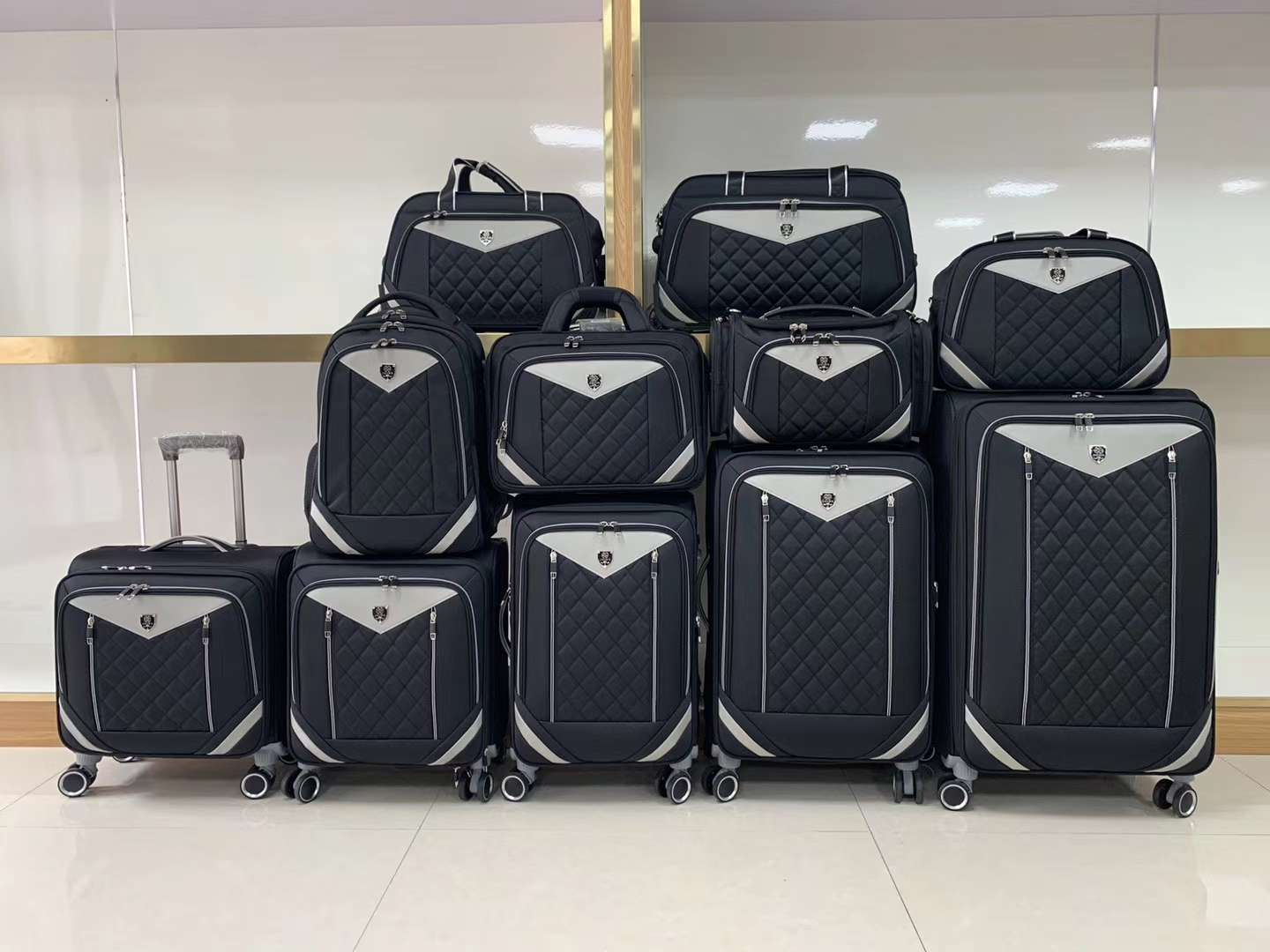 外贸出口EVA拉杆箱 行李箱 旅行箱 订做尺寸产品图