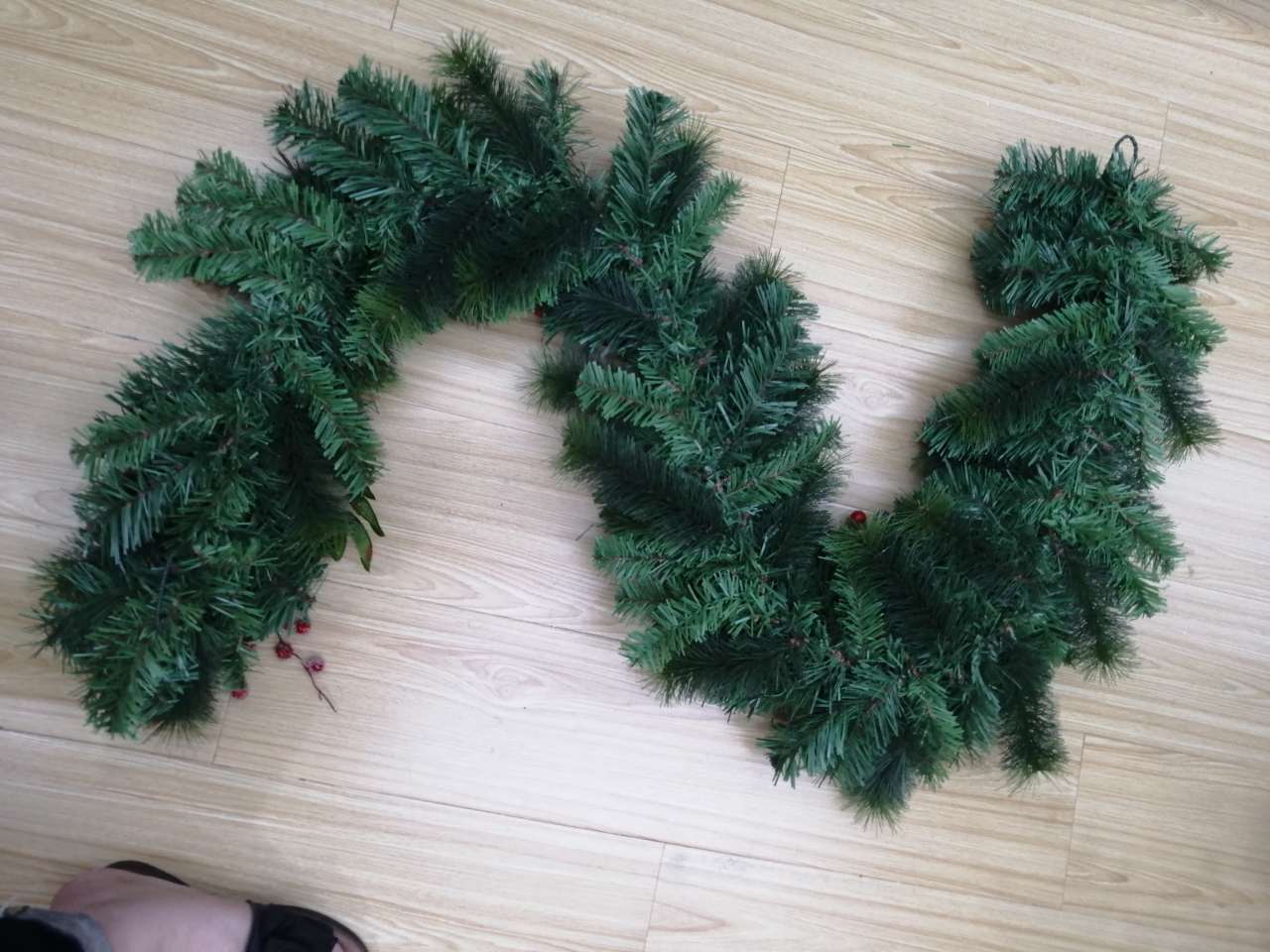 Ice strip Red fruit vine powder single white fruit forked fruit simulation plant 555 Item Picture