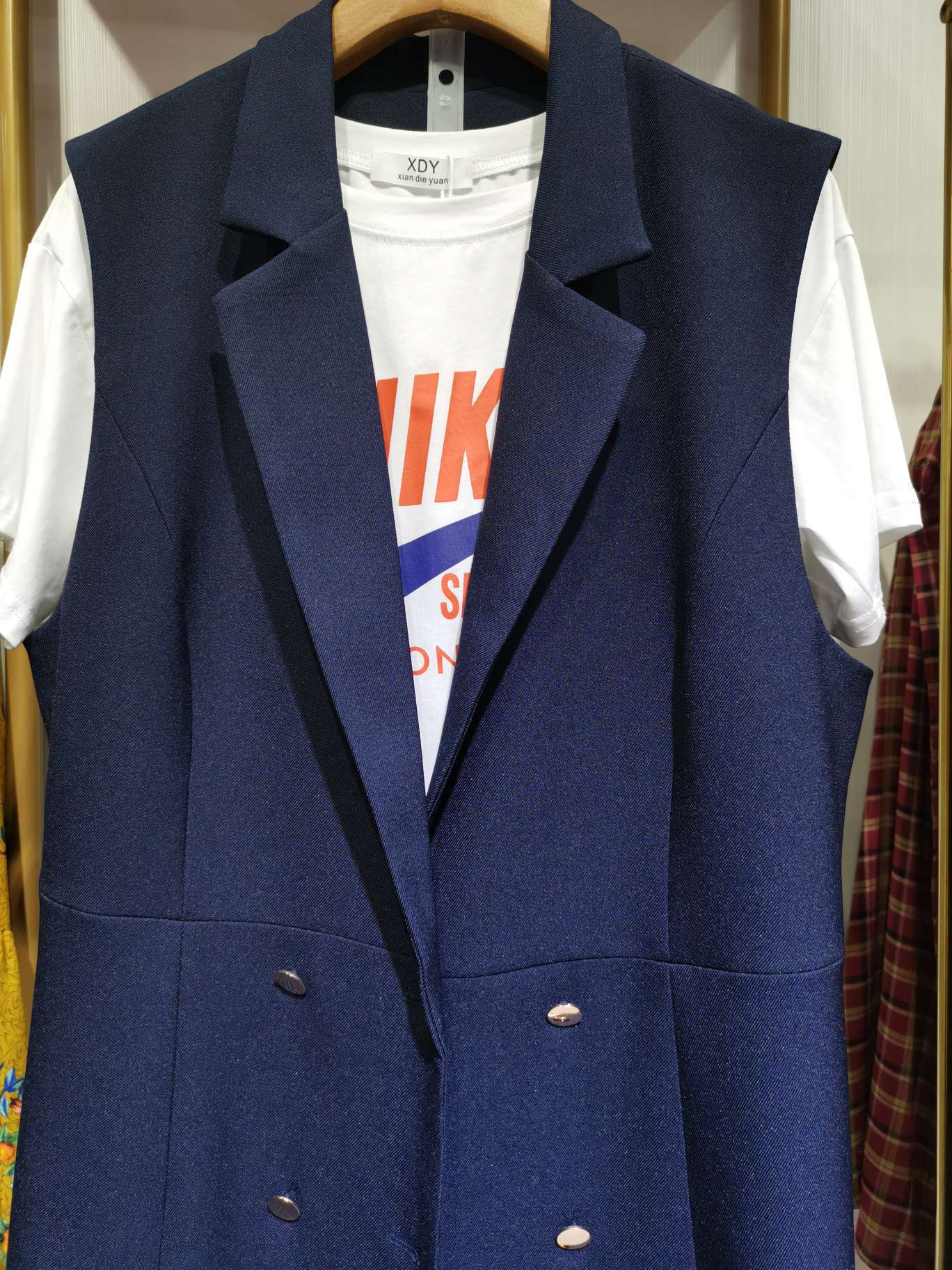 经典款大西装翻领双排扣时尚长马夹