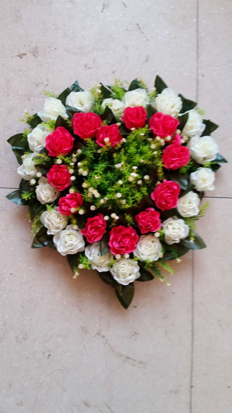 30头卷边蕾爱心