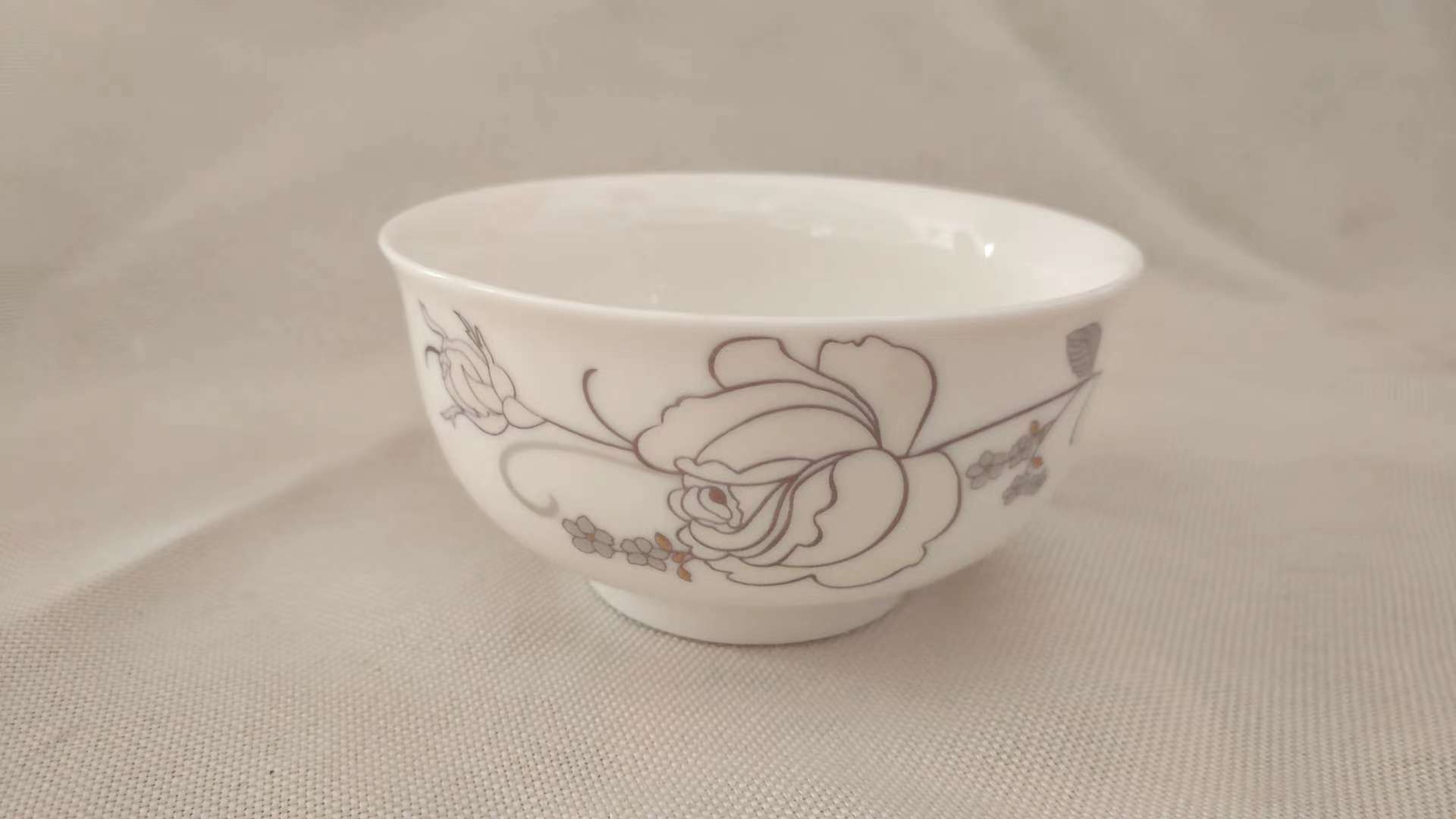 A 3.8-inch small bowl Specification image