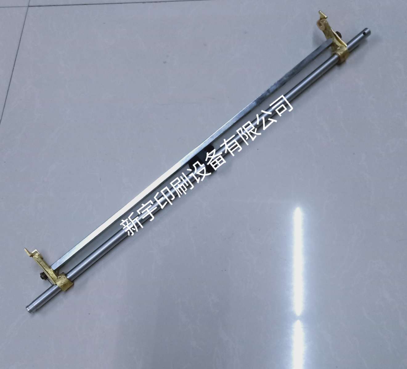 扇架/旋转台/生肖摆件/生肖/实木底座细节图