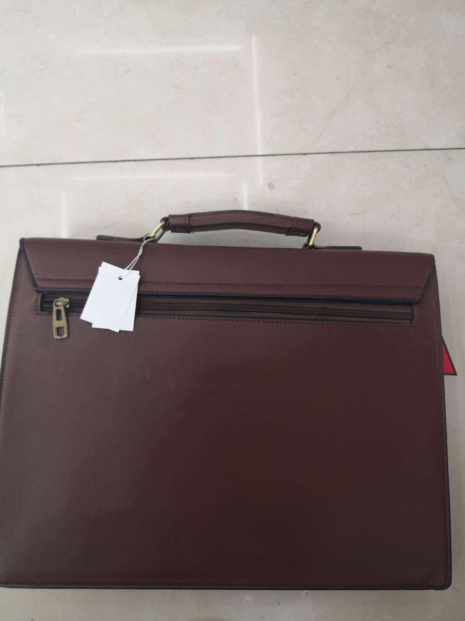 رجل، حقيبة عمل، حقيبة مستندات Specification image