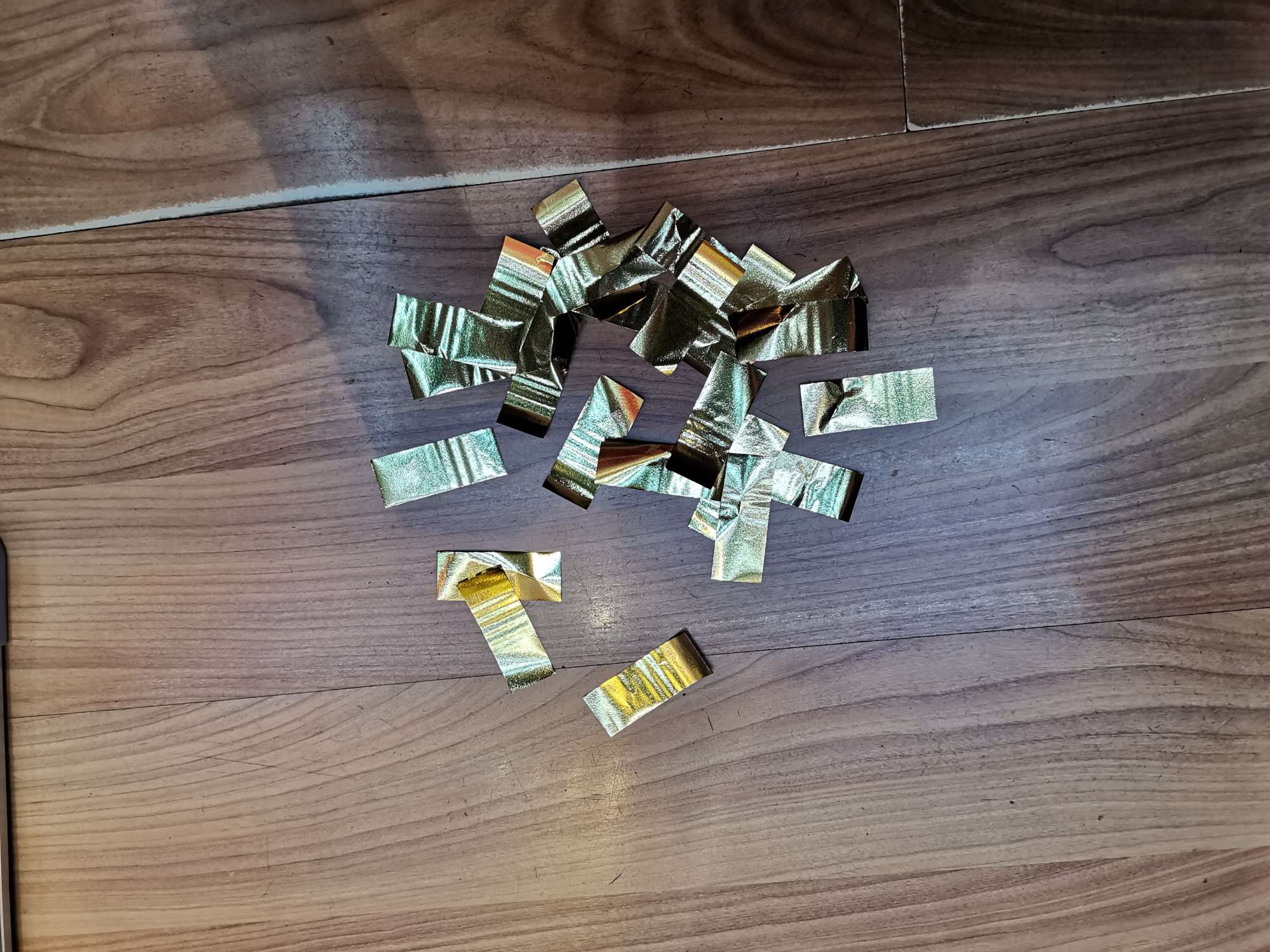 1.5*5CM金色方片细节图