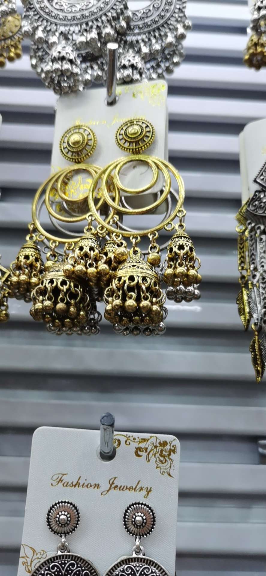 Earring bell