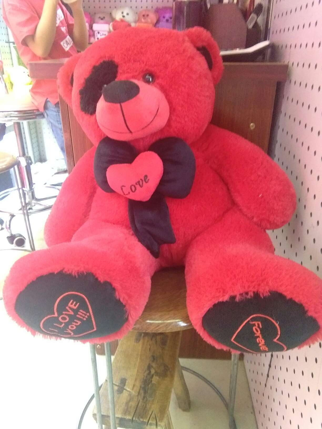Oso de peluche rojo de san valentín