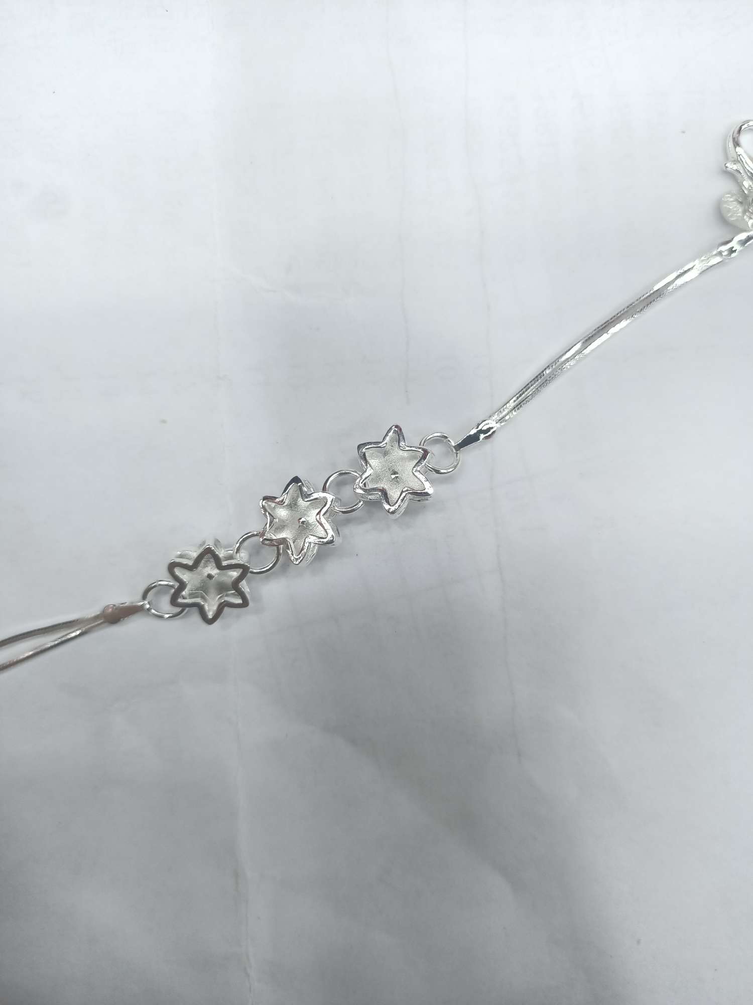 Minority Wind Six Petal Flower Bracelet details Picture