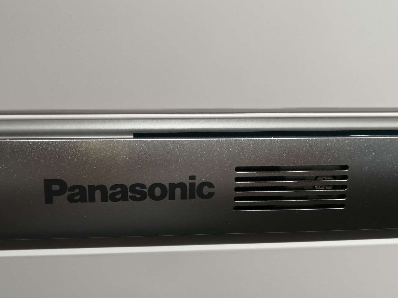 Panasonic Select Integrated Gypsum Dual-Purpose Pearl White 2950W FV-54BA1C Specification image