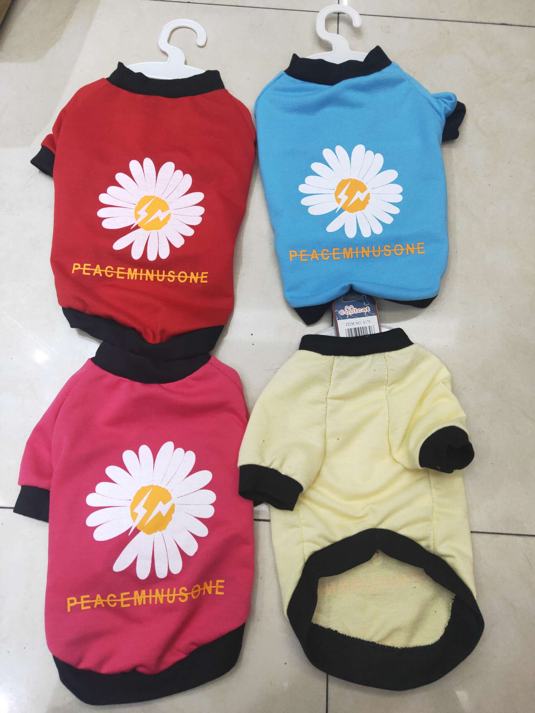 Pet Clothing details Picture