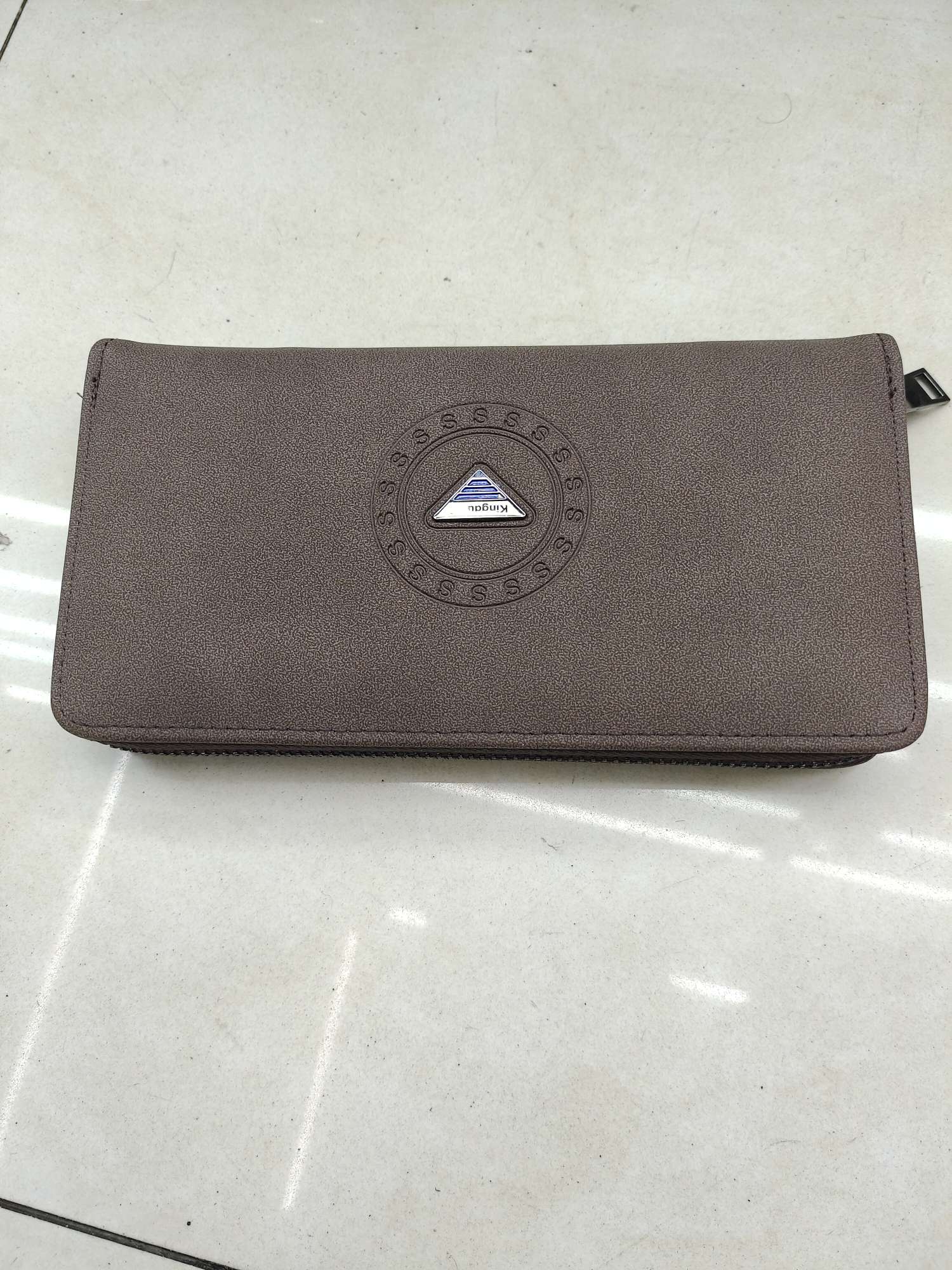 Fashionable men's wallet soft leather multi-functional card case, with fine texture and fine grain, good breathability, not easy to be scratched, not easy to deform, comfortable, high strength, flexible, can hold a driver's license