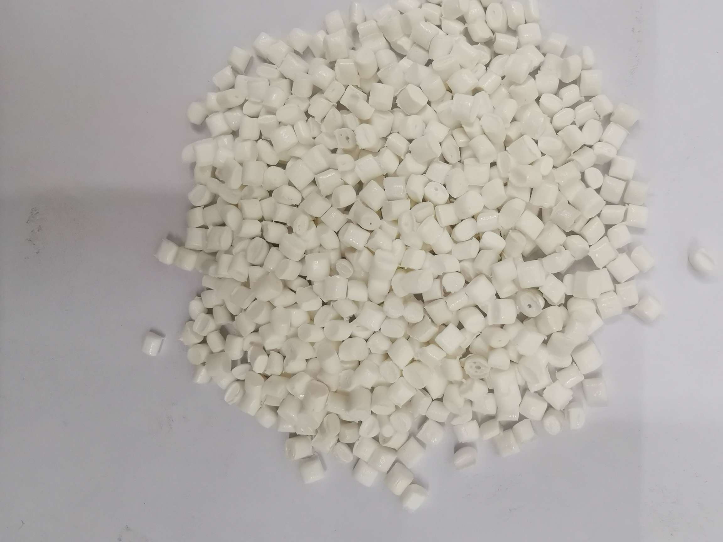 No. 25 milky white polyethylene high-pressure details Picture