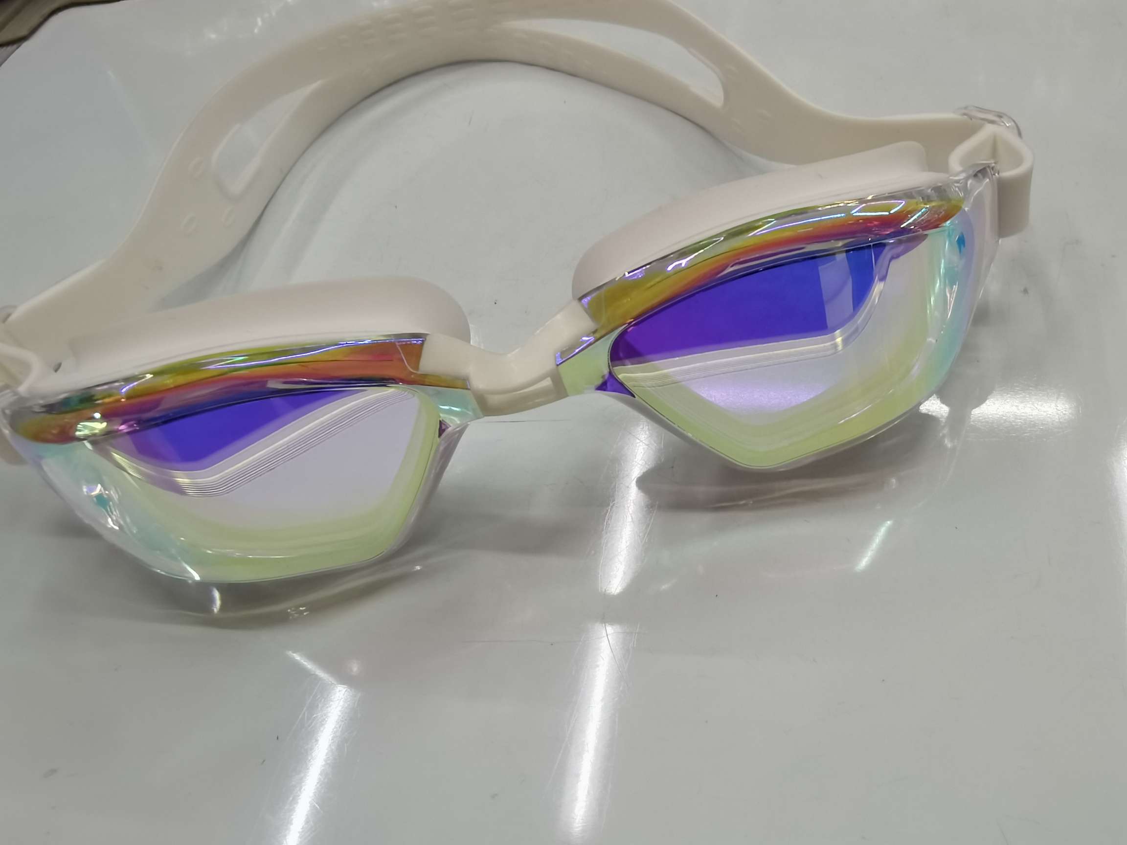 9810 white details Picture