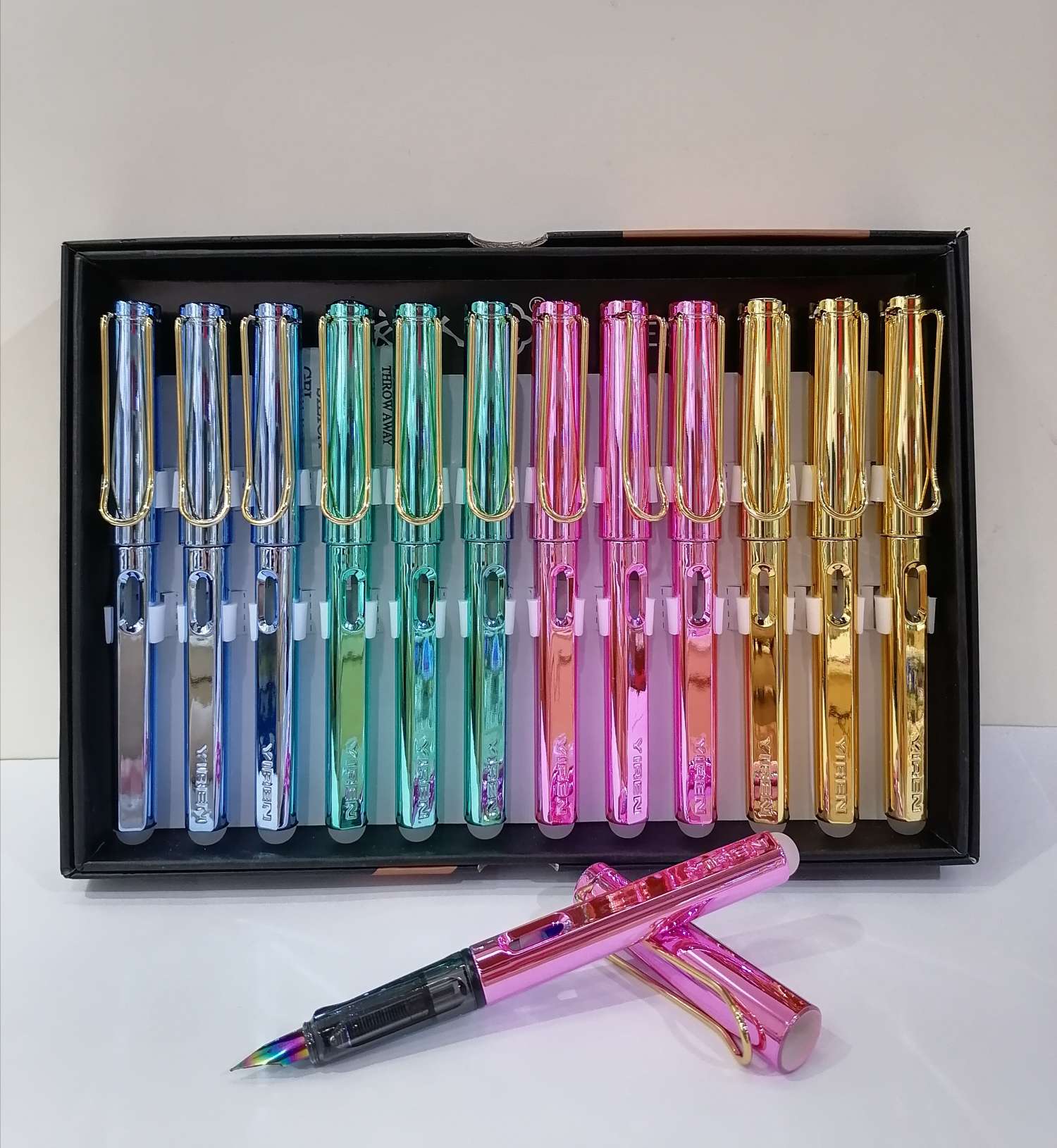 Erasable fountain pens thumbnail