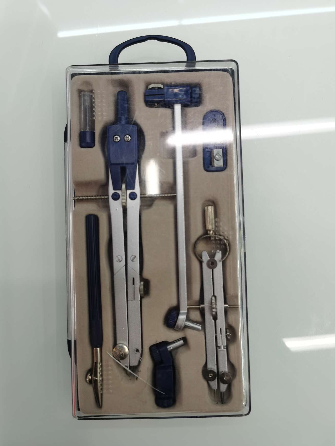 HK607 Compass set details Picture