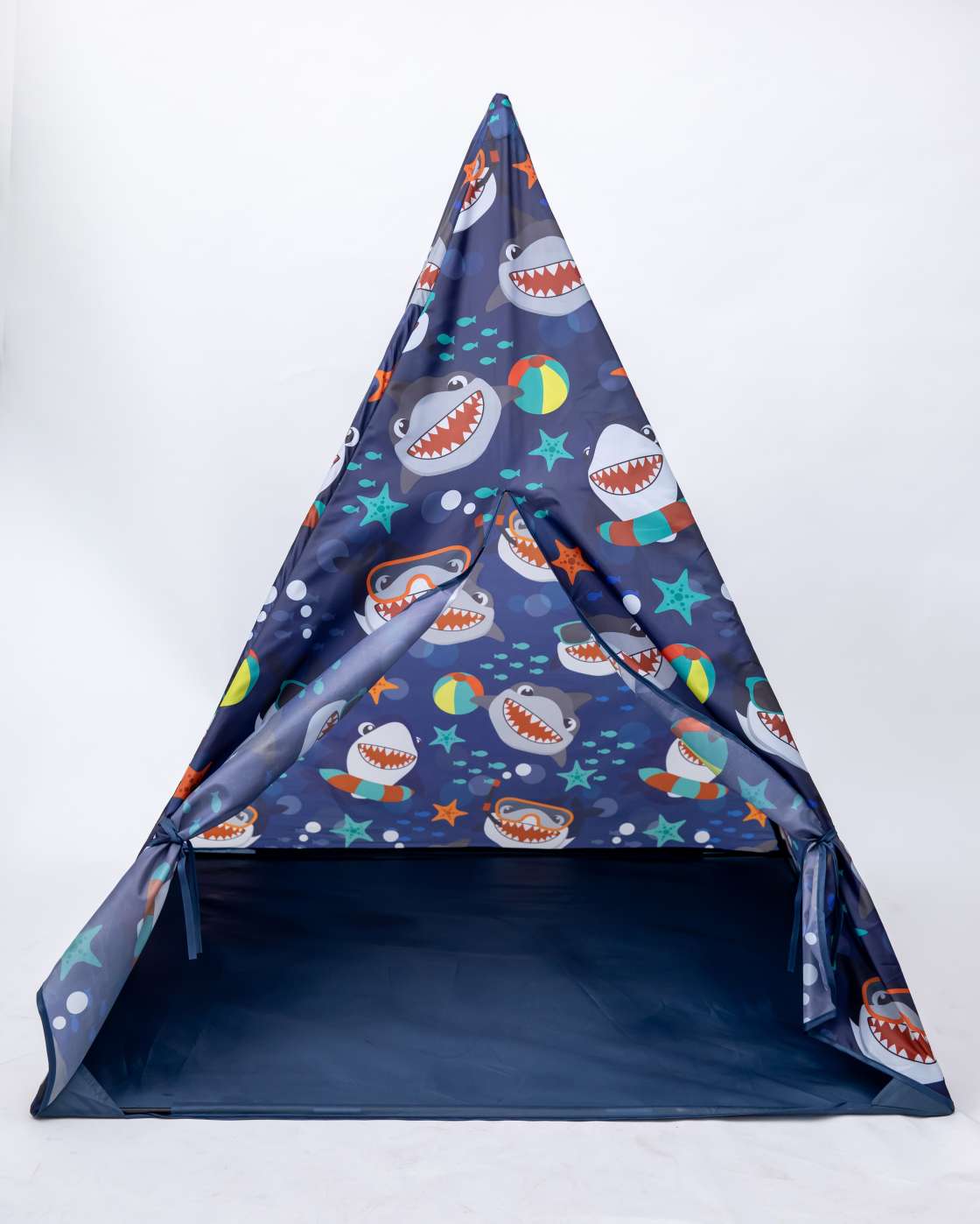 KL7771 Shark Tent