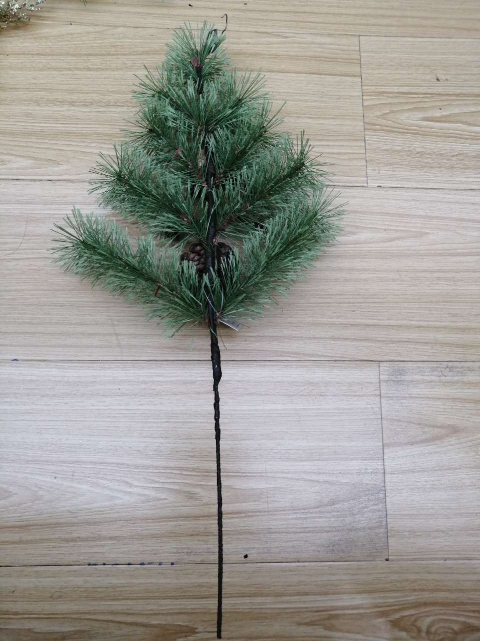 Ice strip Red fruit vine powder single white fruit forked fruit simulation plant 55555 details Picture