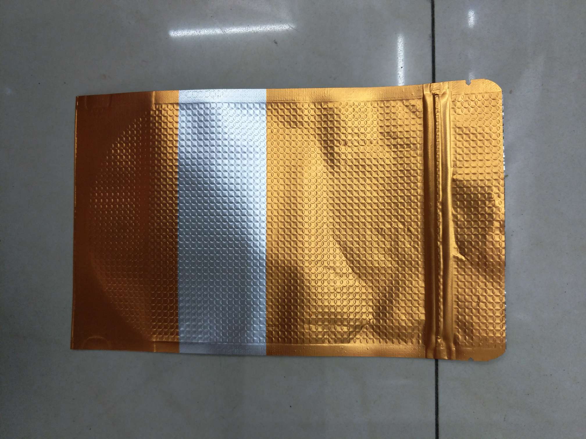 金色压纹包装袋17×24