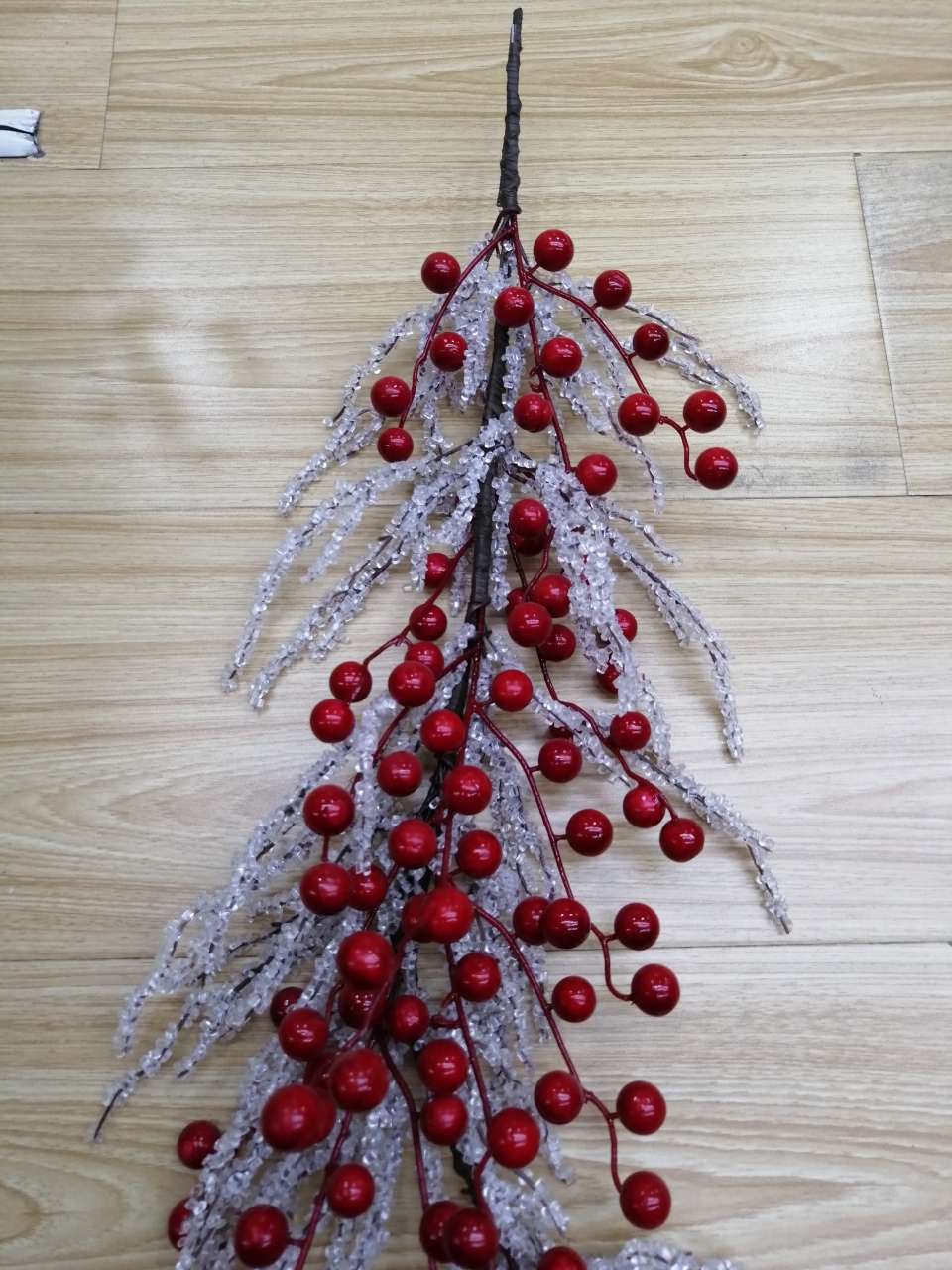 Ice strip Red Fruit vine, single white fruit, forked fruit simulation plant 11 Item Picture