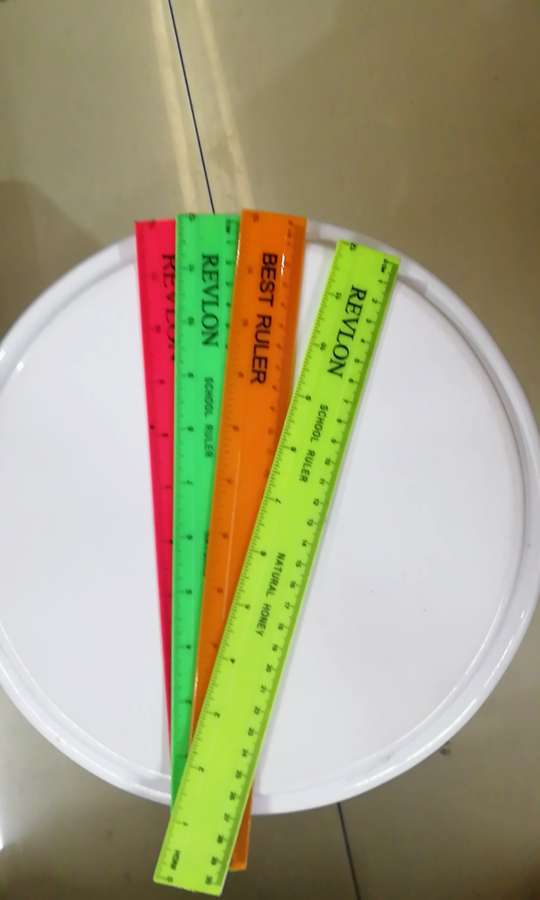 A 30cm thick ruler