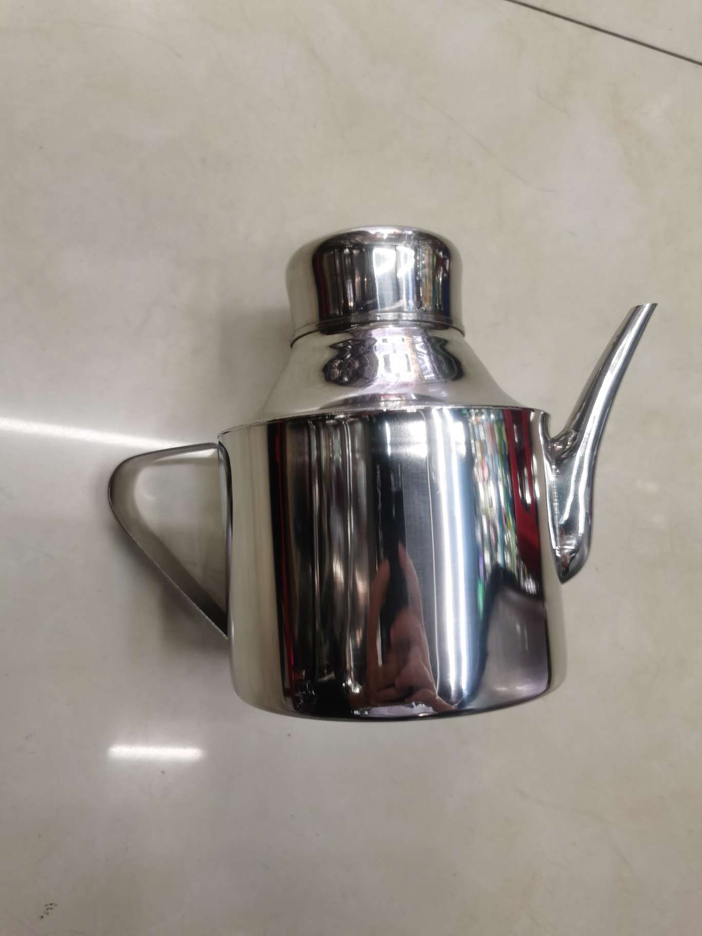 Soy sauce pot