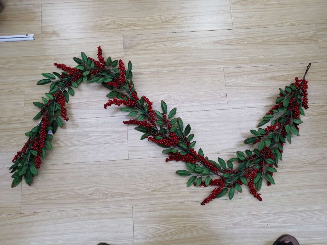 Ice strip Red fruit vine powder single white fruit forked fruit simulation plant 1 details Picture