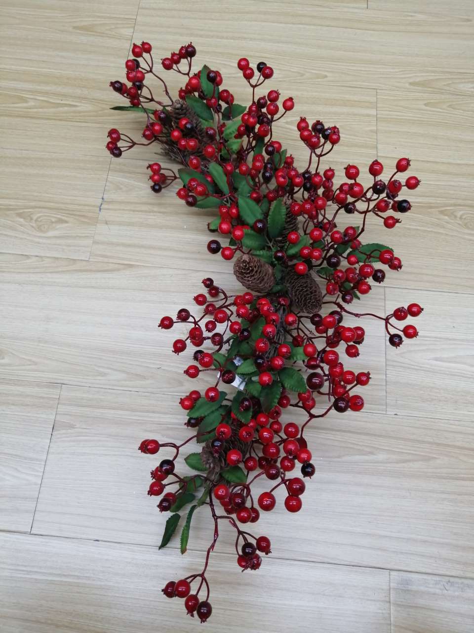 Red fruit horn color pink single white fruit forked fruit simulation plant Application Scenario